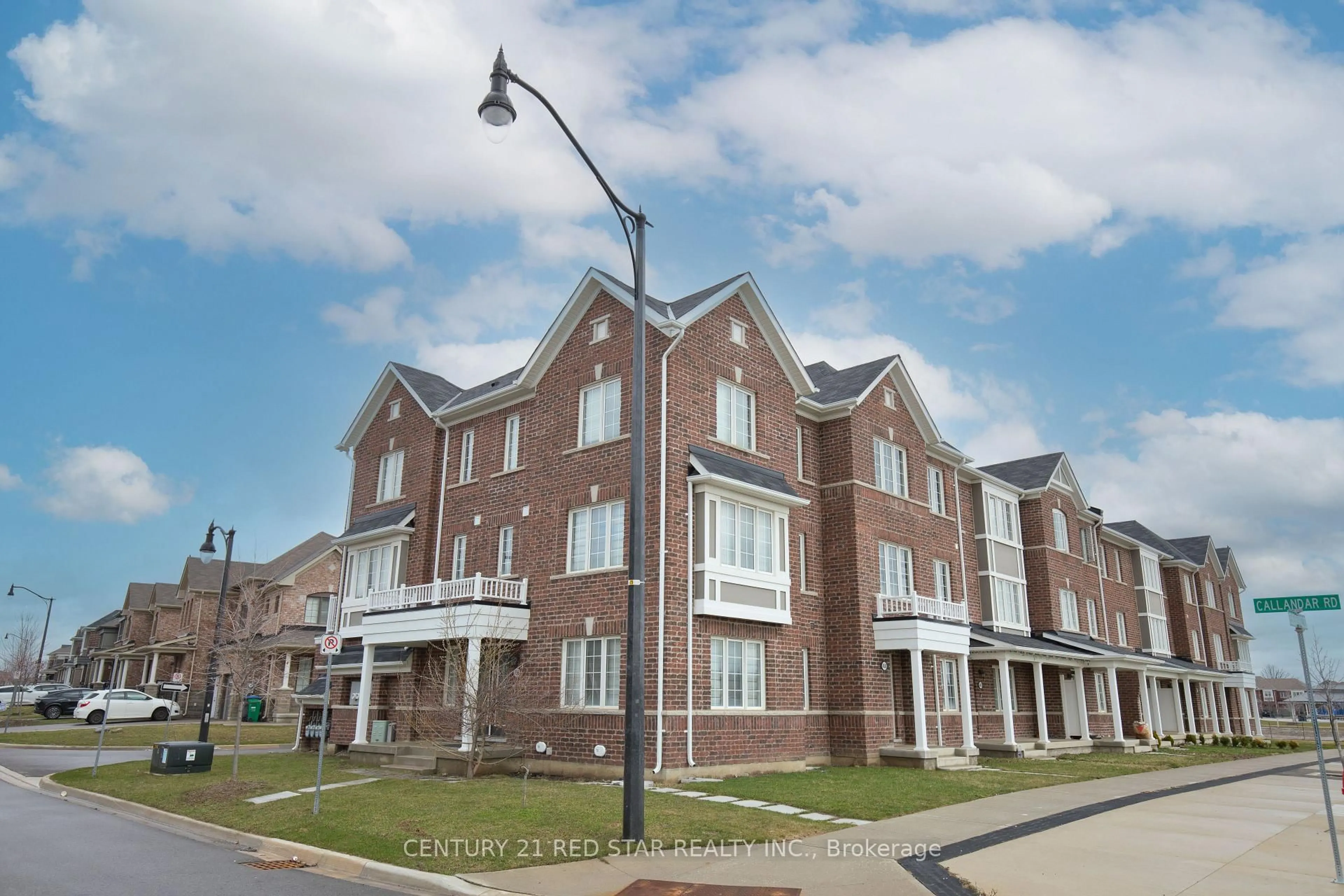 Home with brick exterior material, building for 458 Remembrance Rd, Brampton Ontario L7A 5E1