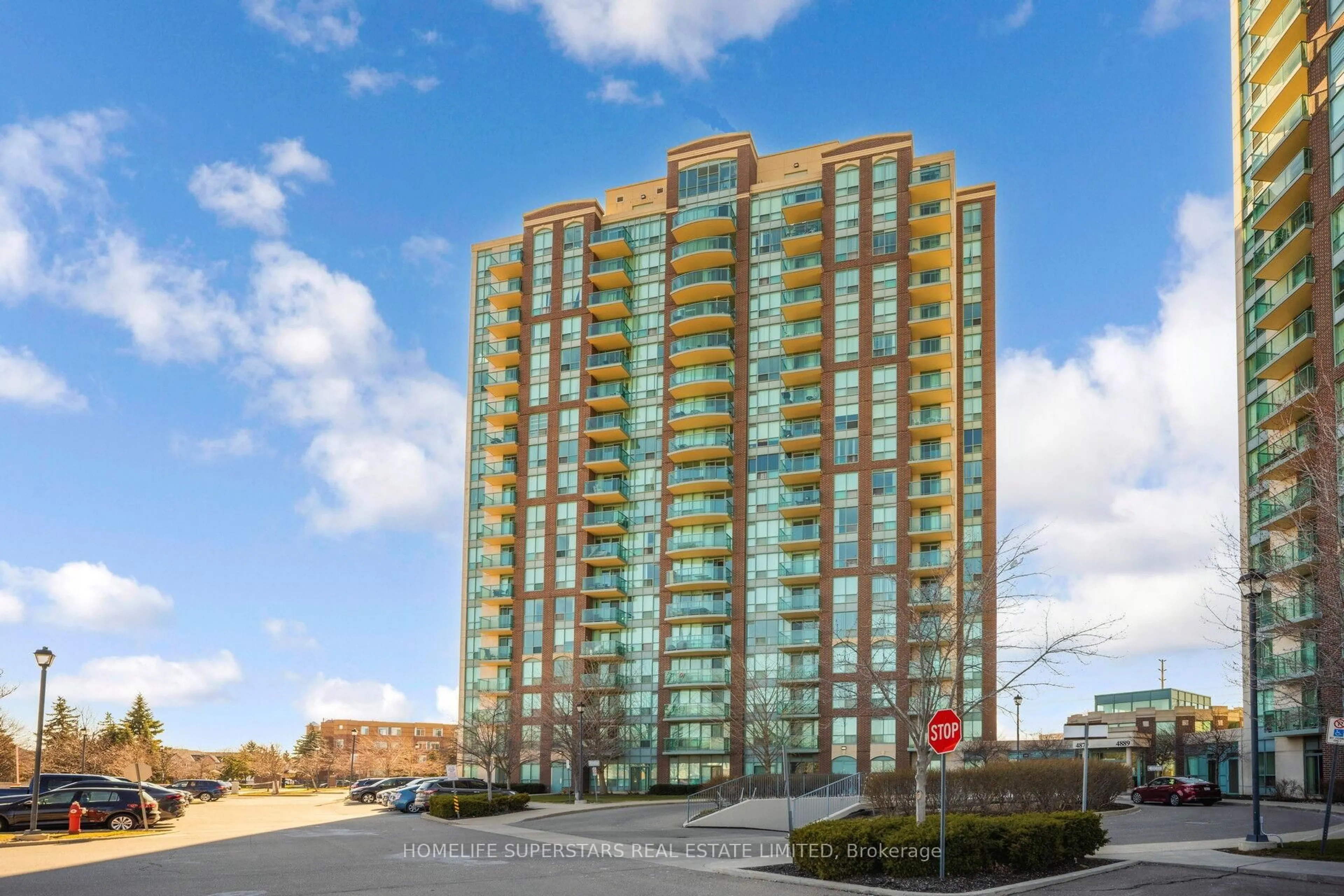 Unknown for 4879 Kimbermoun 1509 Ave, Mississauga Ontario L5M 7R8