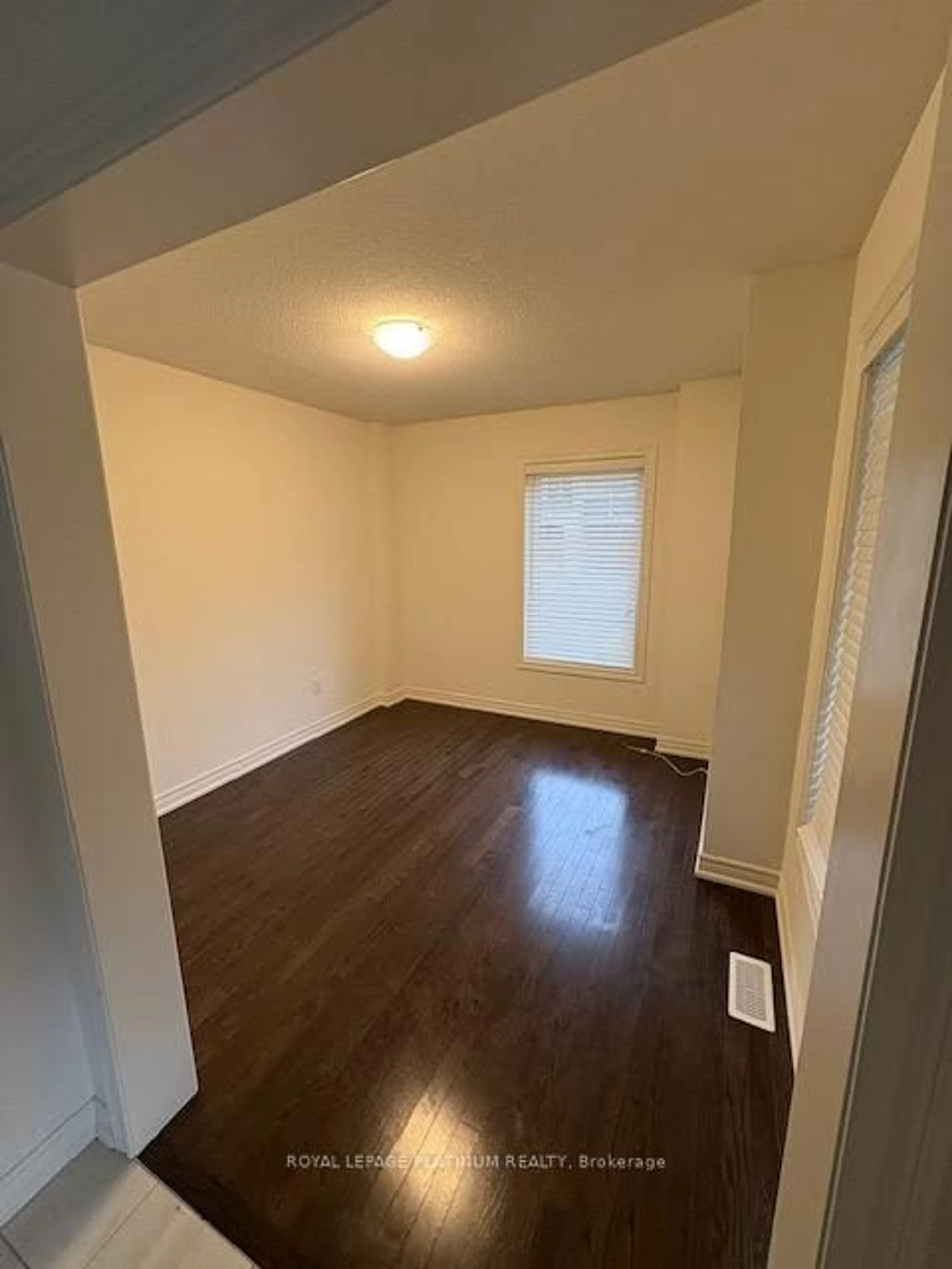 A pic of a room for 45 Haymarket Dr, Brampton Ontario L7A 5C1