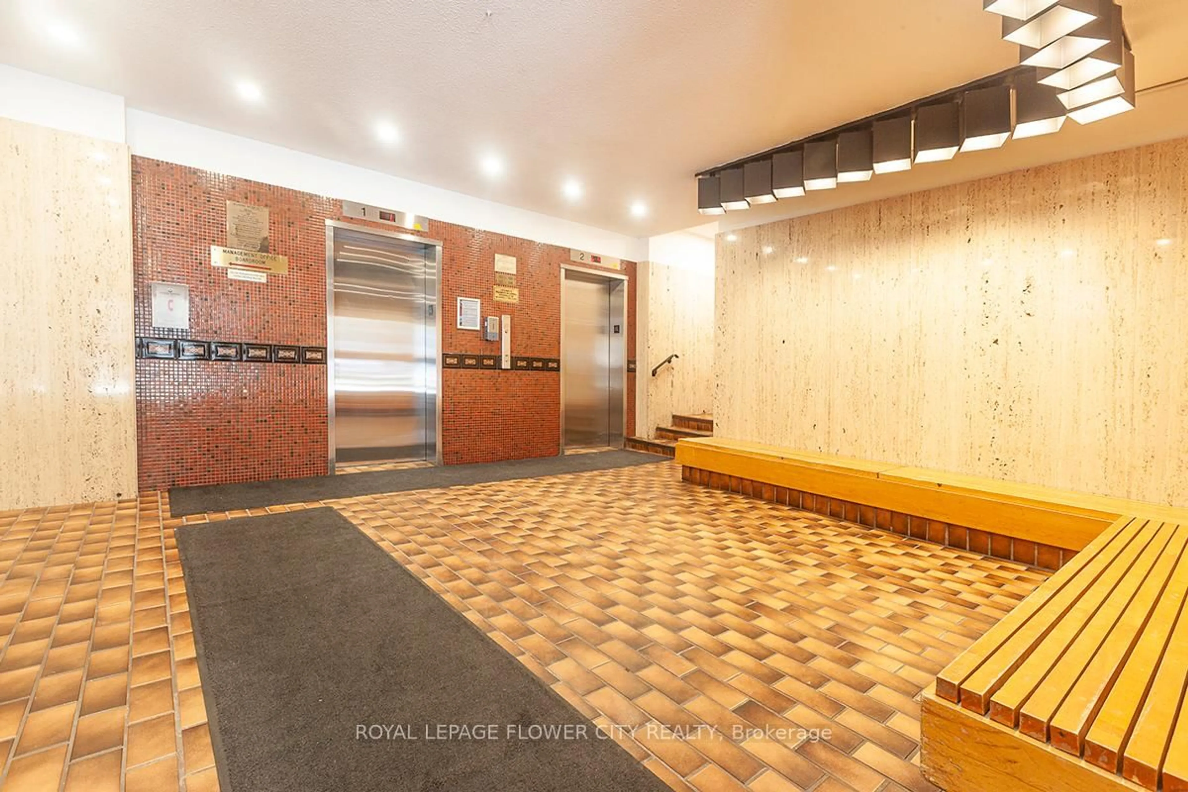 Unknown for 31 Four Winds Dr #510, Toronto Ontario M3J 1K9