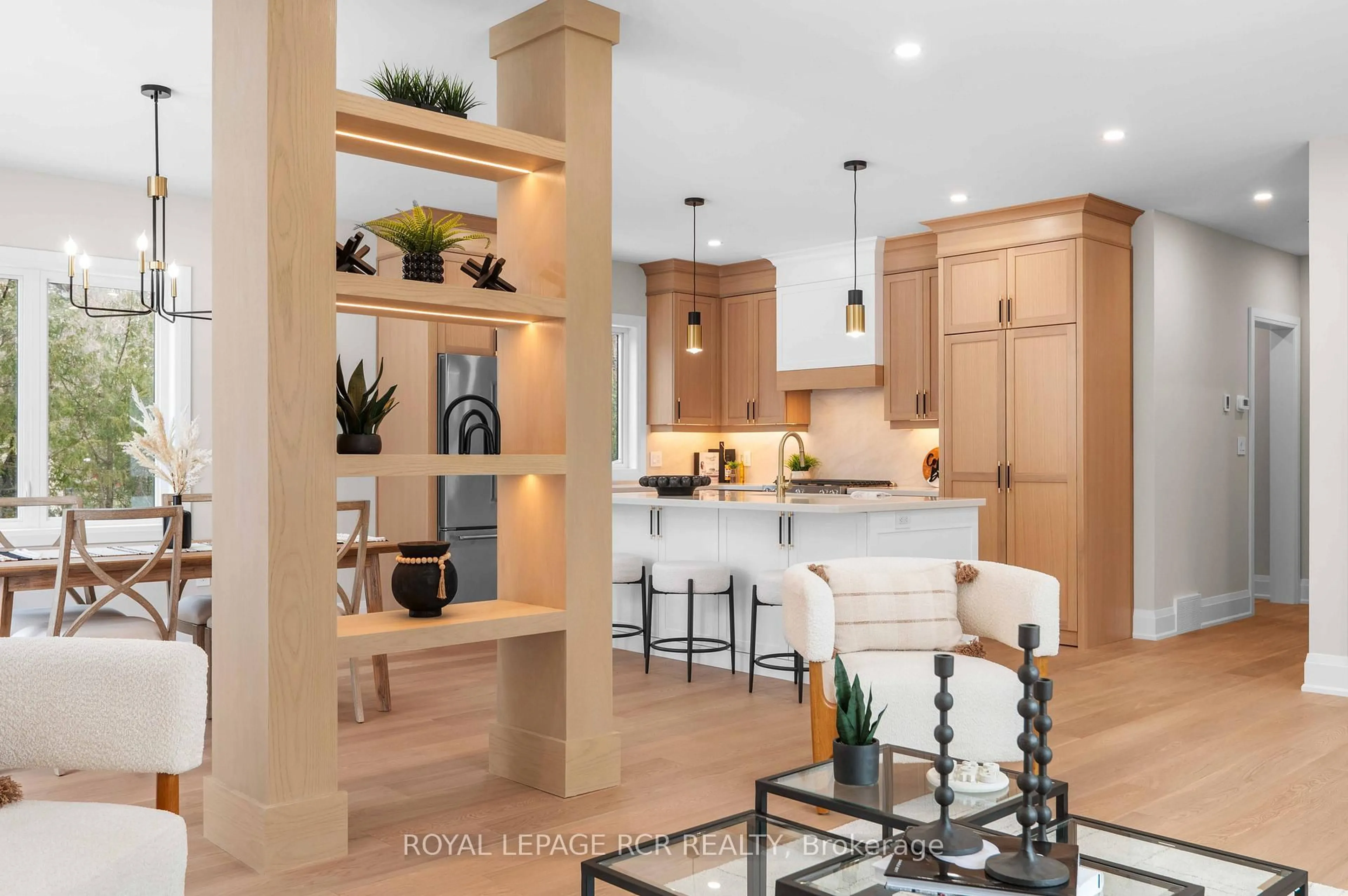 Open concept kitchen, ceramic/tile floor for 7 Henry St, Orangeville Ontario L9W 1R6