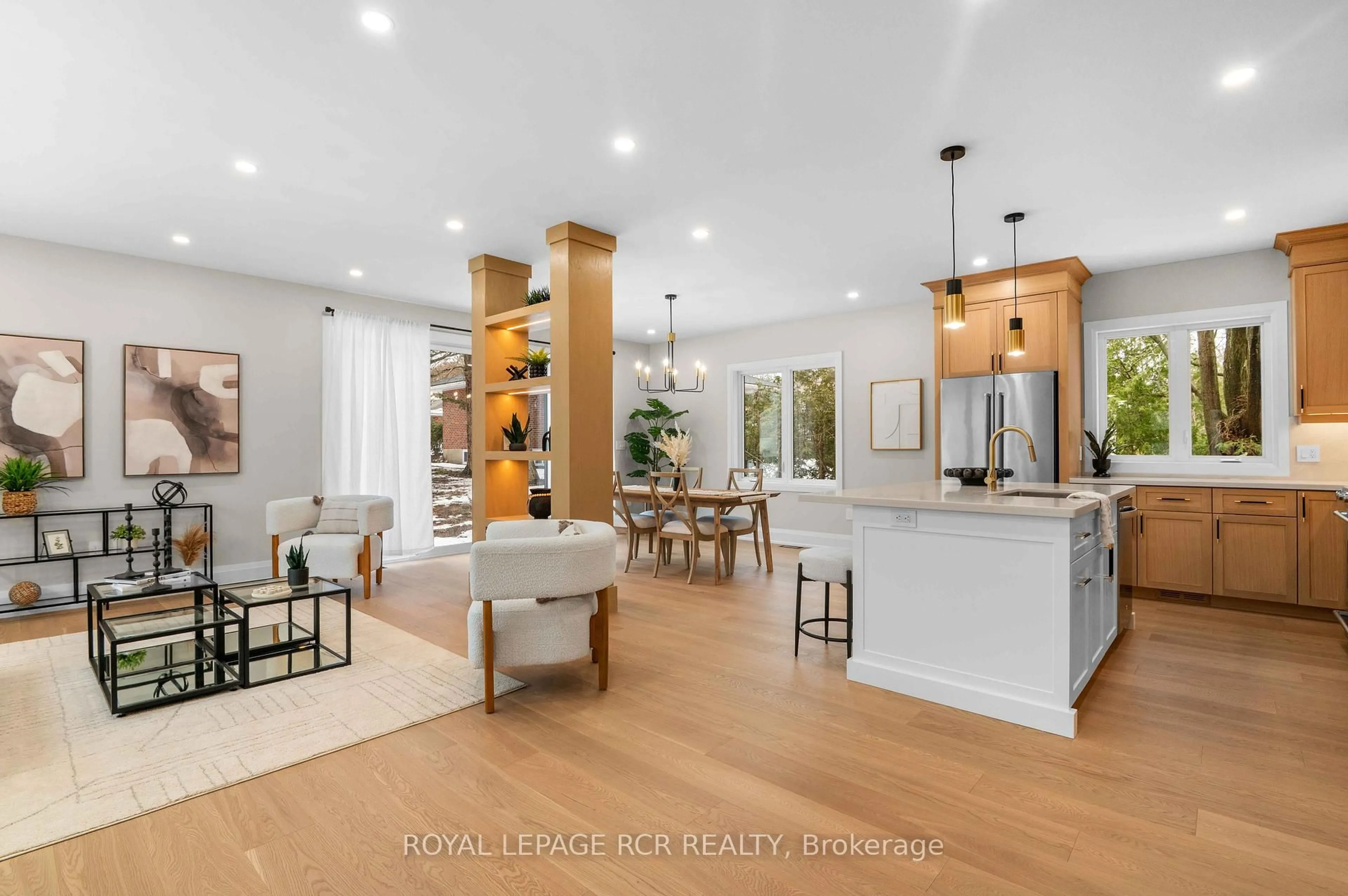 Open concept kitchen, unknown for 7 Henry St, Orangeville Ontario L9W 1R6