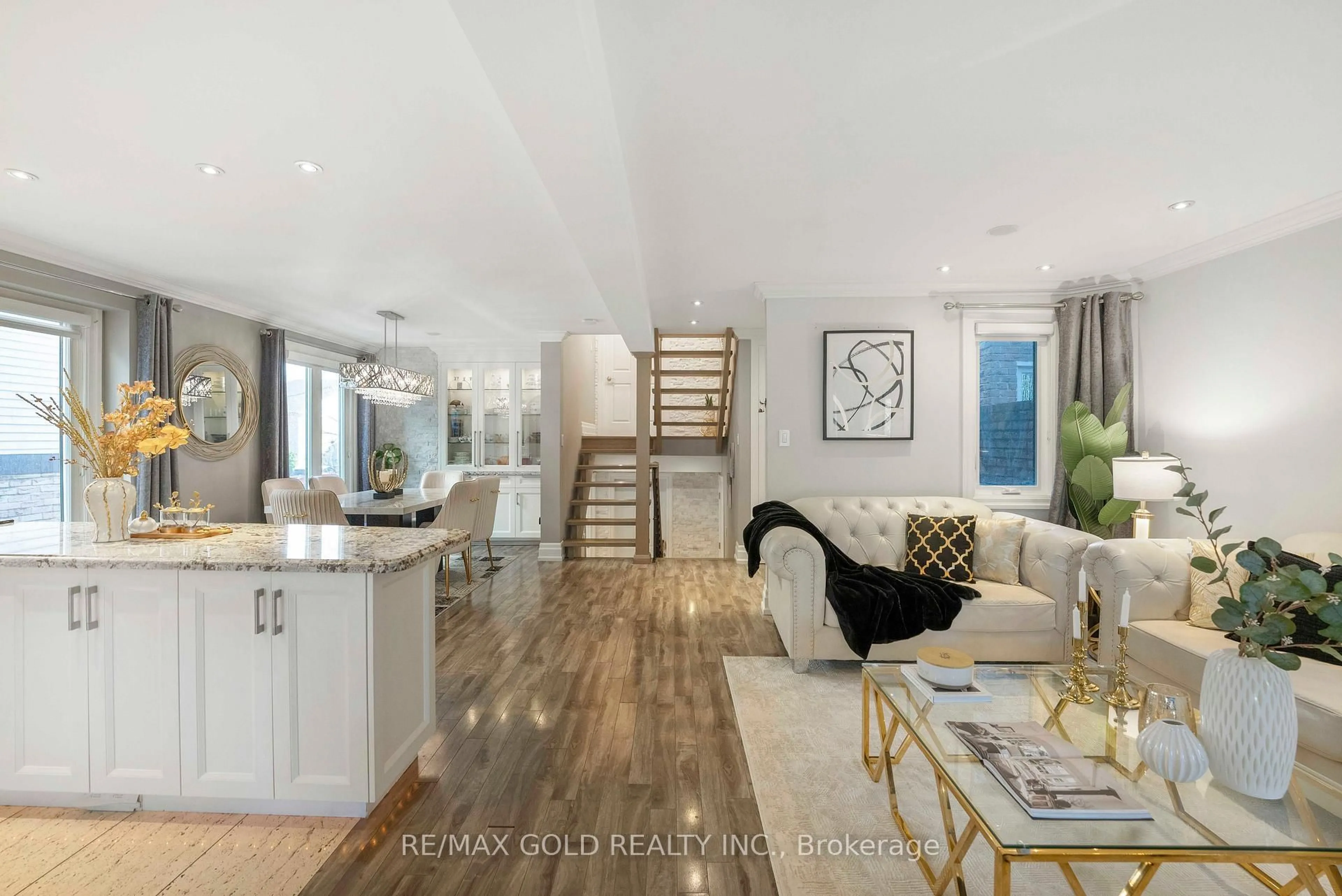 Open concept kitchen, unknown for 4187 Trellis Cres, Mississauga Ontario L5L 2M1