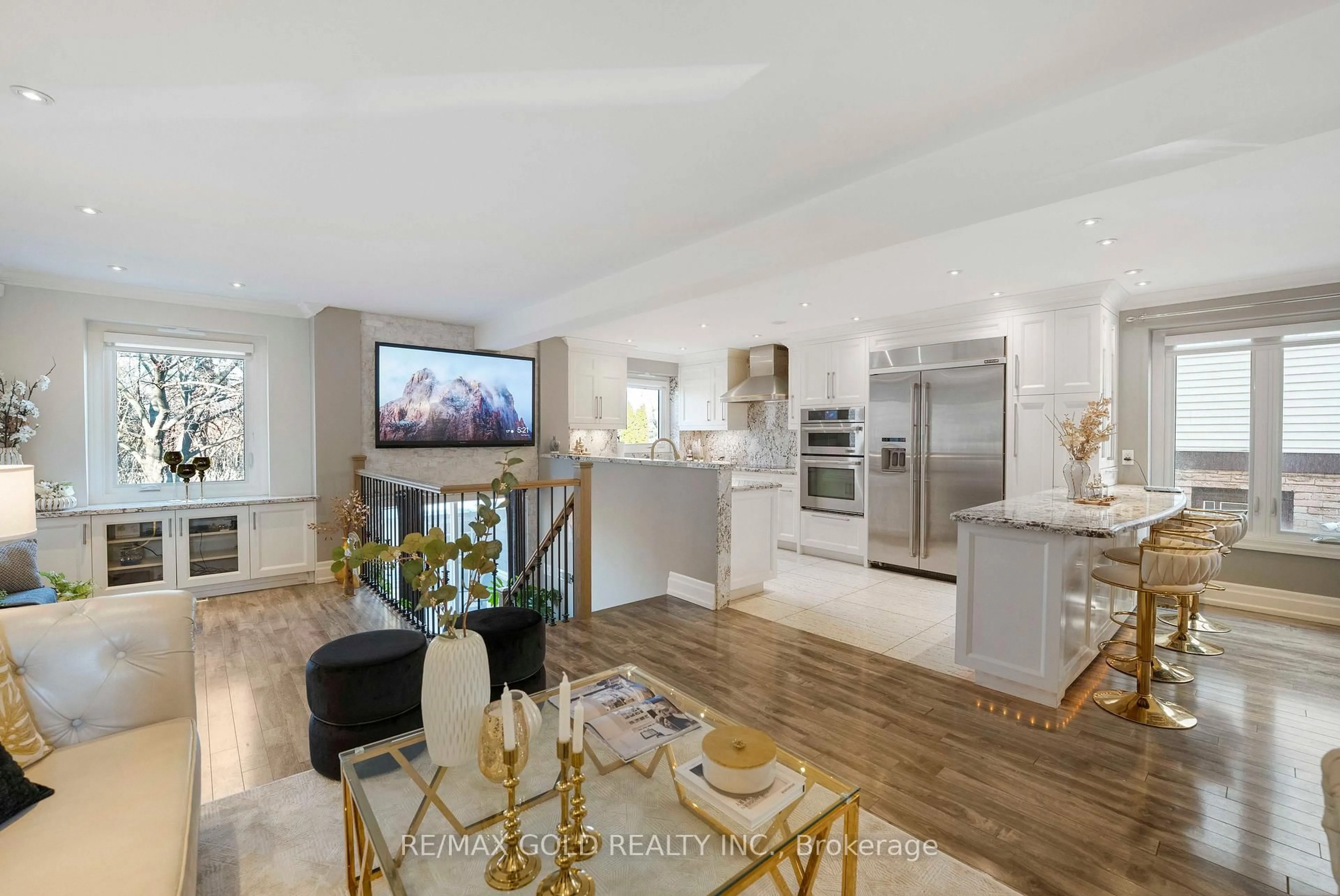 Open concept kitchen, unknown for 4187 Trellis Cres, Mississauga Ontario L5L 2M1