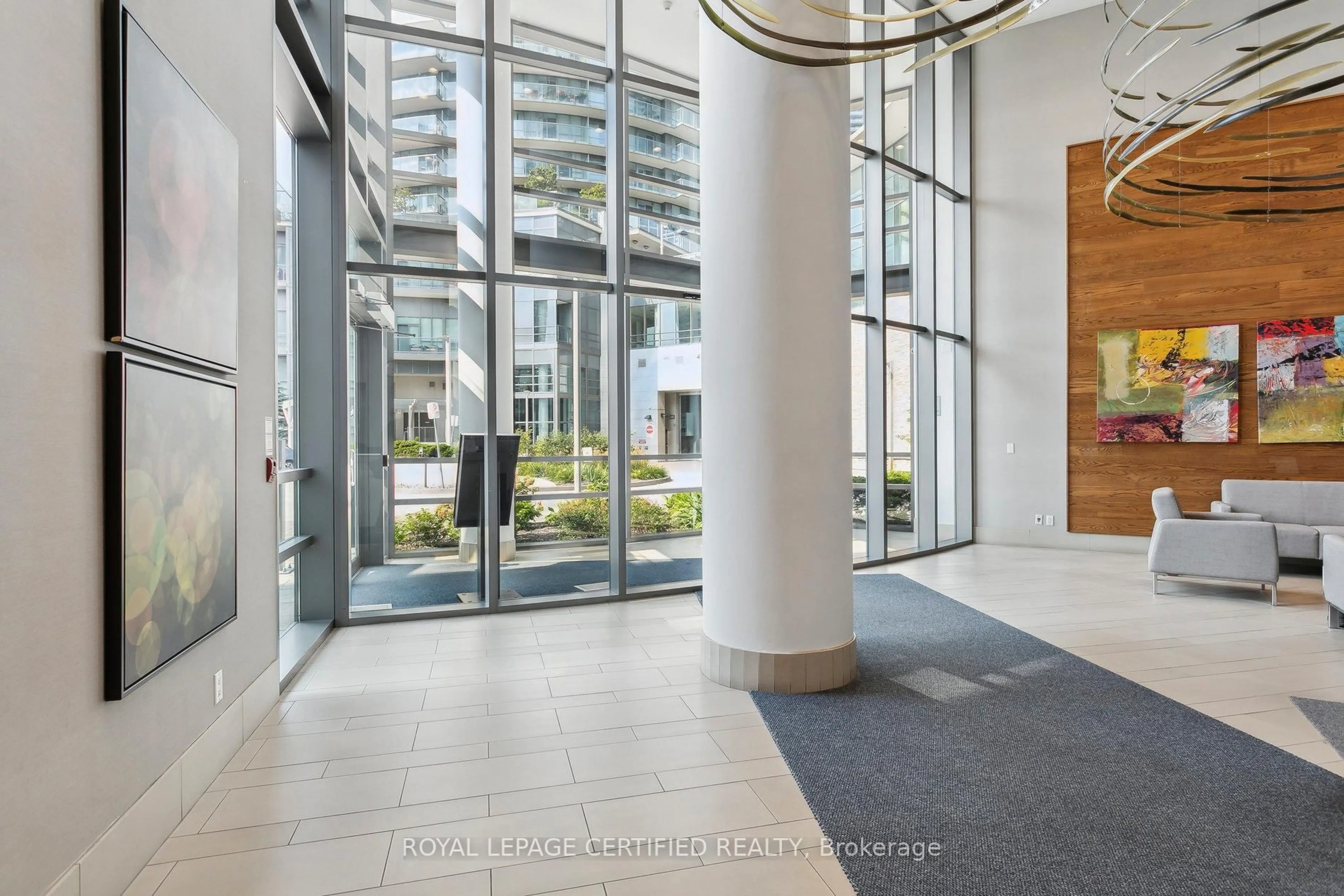 Indoor foyer for 2240 Lakeshore Blvd #1208, Toronto Ontario M8V 0B1