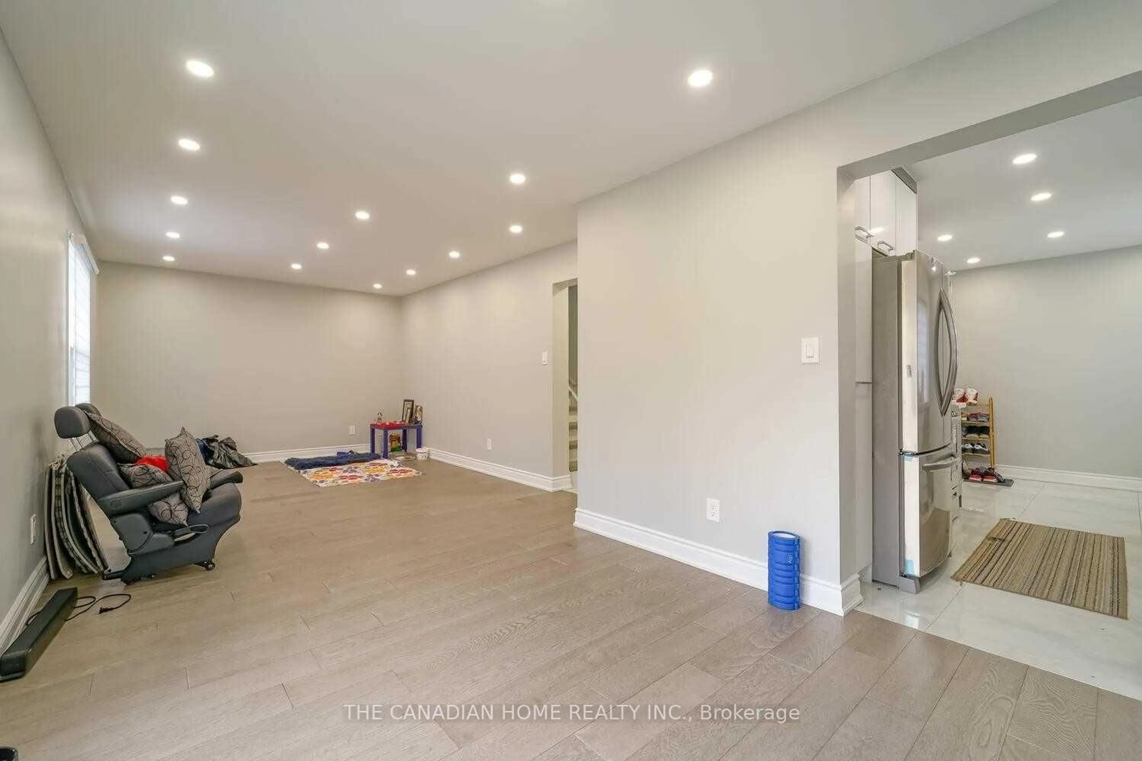 A pic of a room for 64 Somerset Dr, Brampton Ontario L6Z 1C5