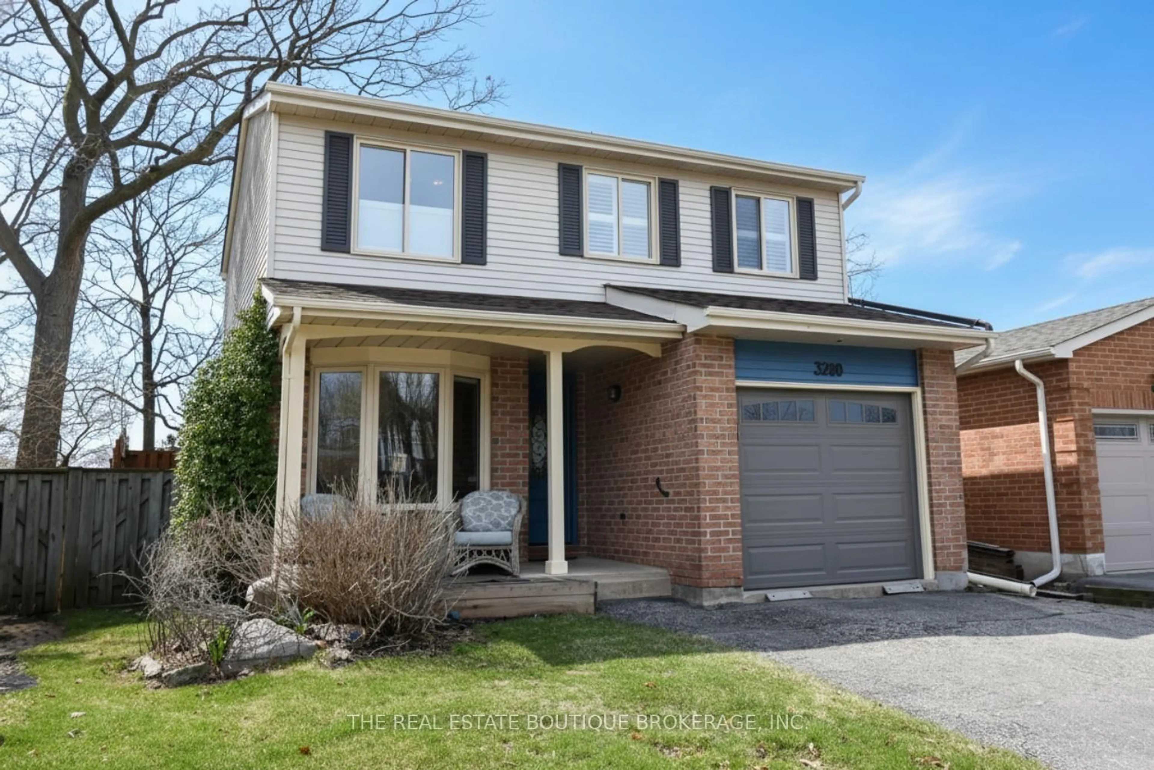 Home with brick exterior material, street for 3200 Greenbough Cres, Burlington Ontario L7M 3B1