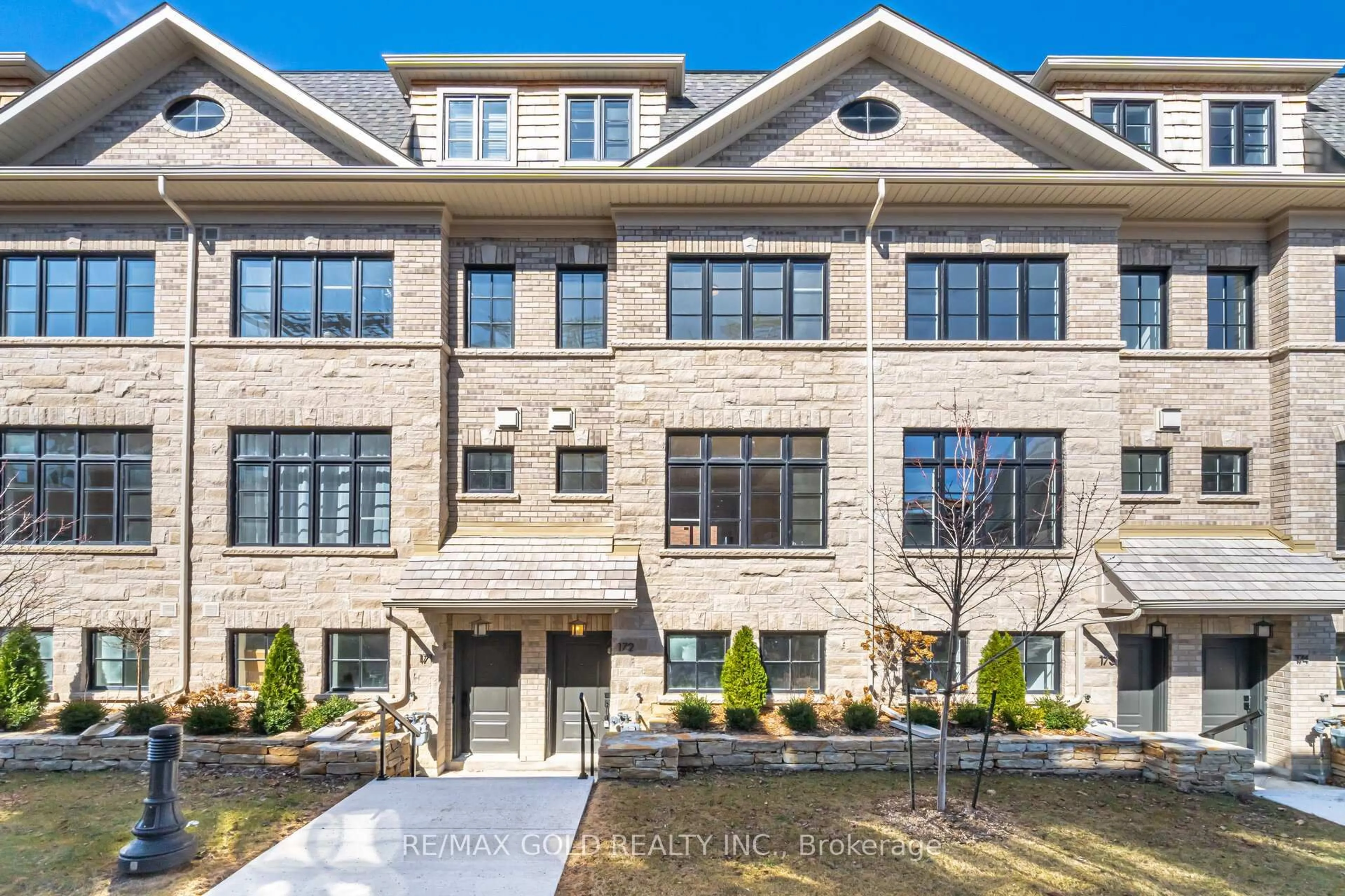 Home with brick exterior material, street for 56 Lunar Cres #172, Mississauga Ontario L5M 2R4