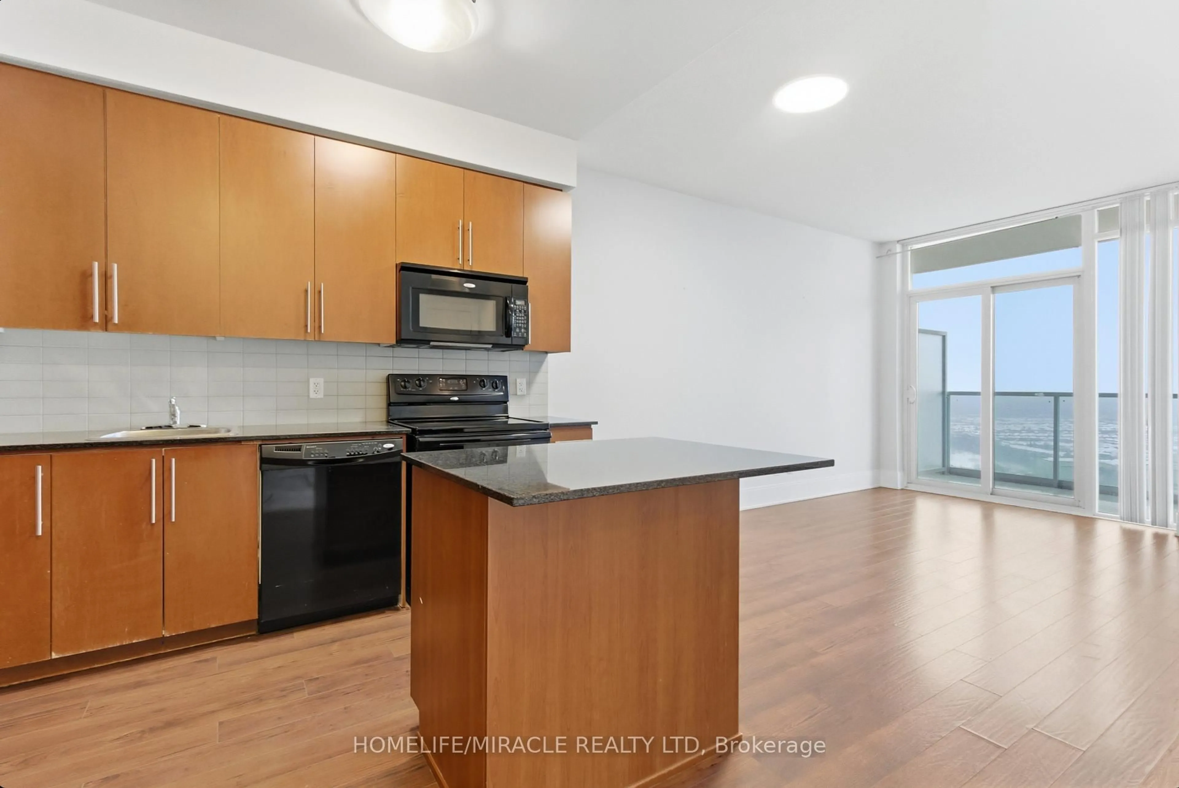 Standard kitchen, unknown for 330 Burnhamthorpe Rd #2901, Mississauga Ontario L5B 0E1