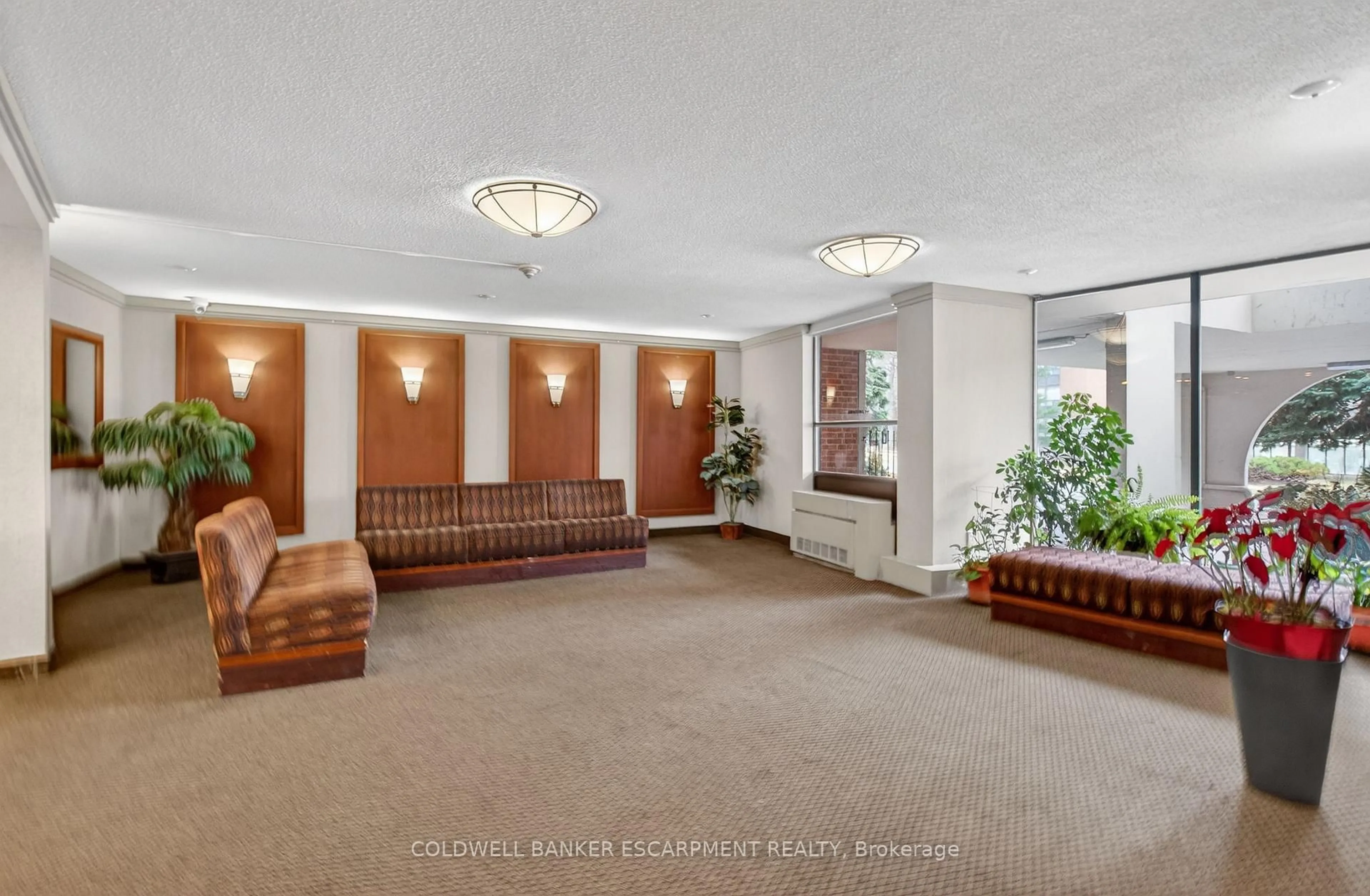 Lobby for 50 Mississauga Valley Blvd #1314, Mississauga Ontario L5A 3S2