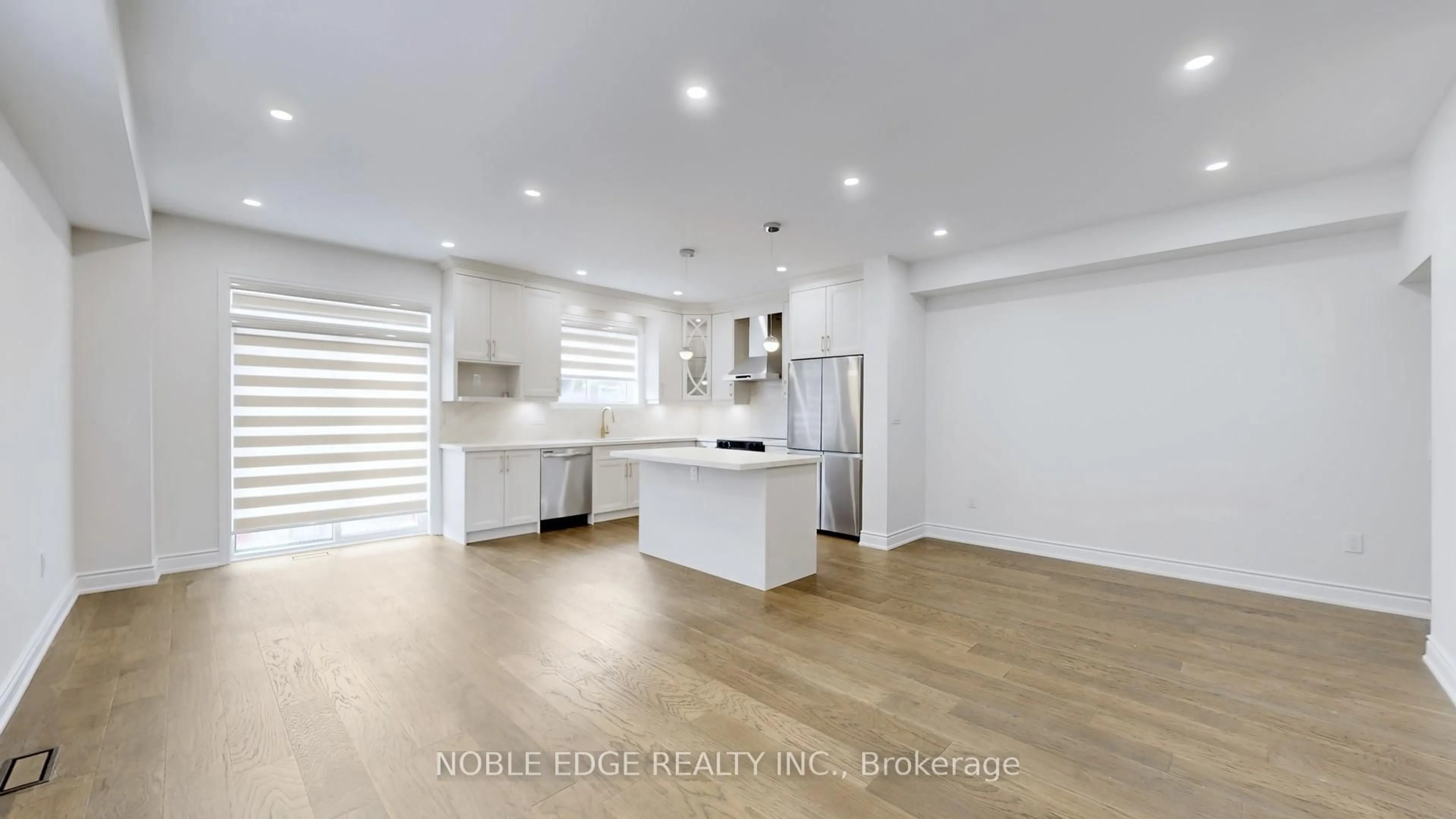 Open concept kitchen, unknown for 49 True Blue Cres, Caledon Ontario L7E 4K6