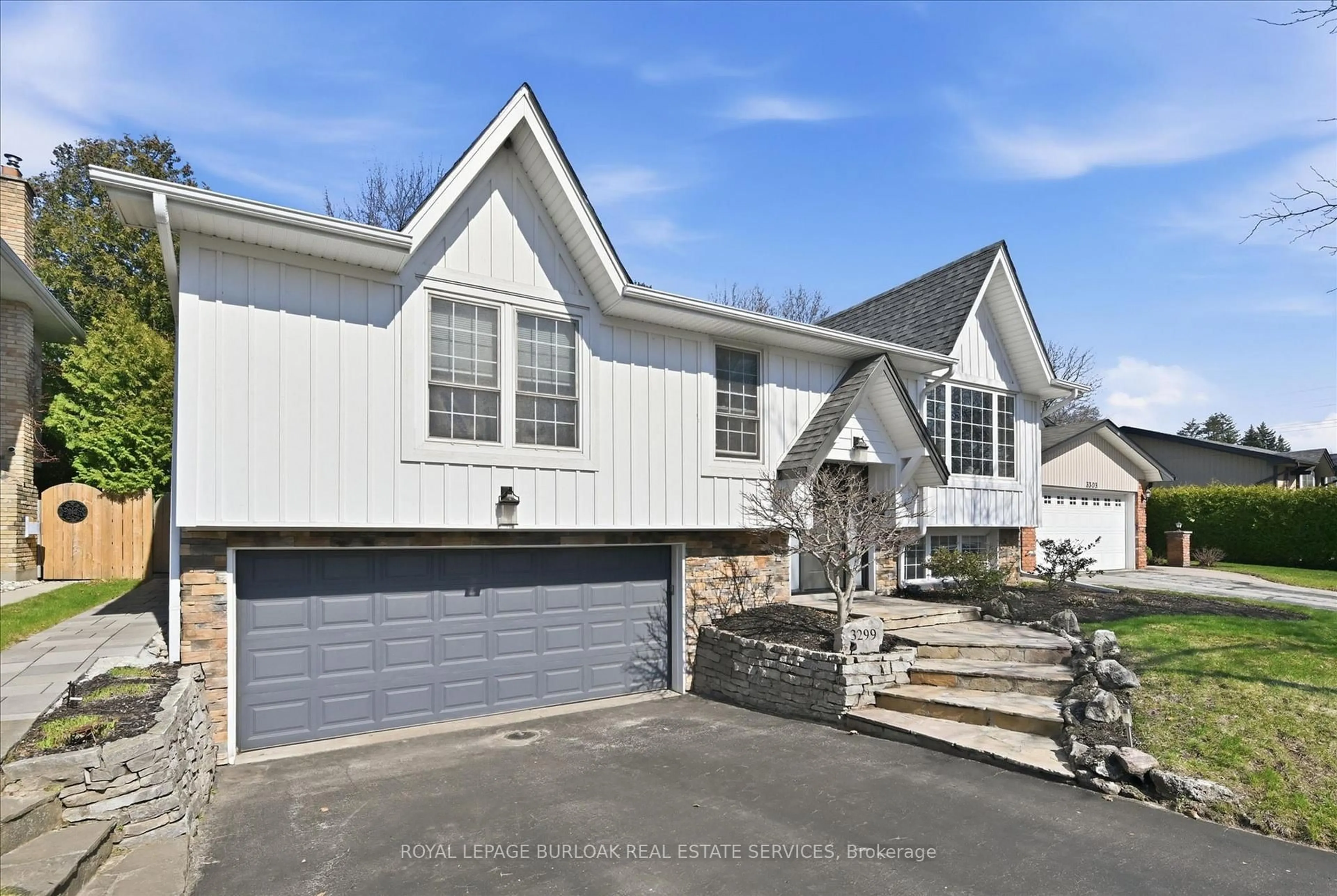 Unknown for 3299 Spruce Ave, Burlington Ontario L7N 1J5