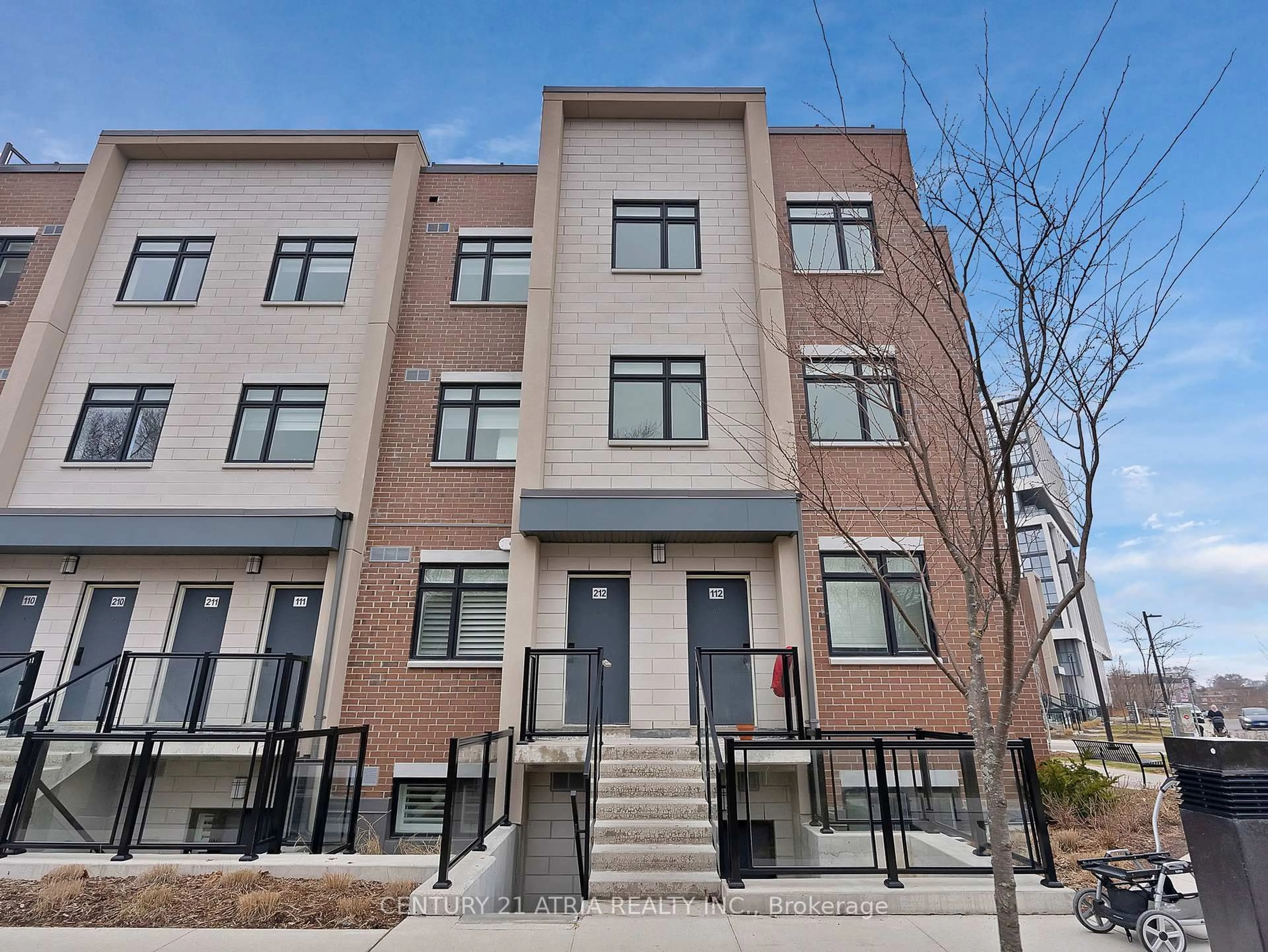 Home with brick exterior material, street for 1062 Douglas Mccurdy Common #228, Mississauga Ontario L5G 0C6