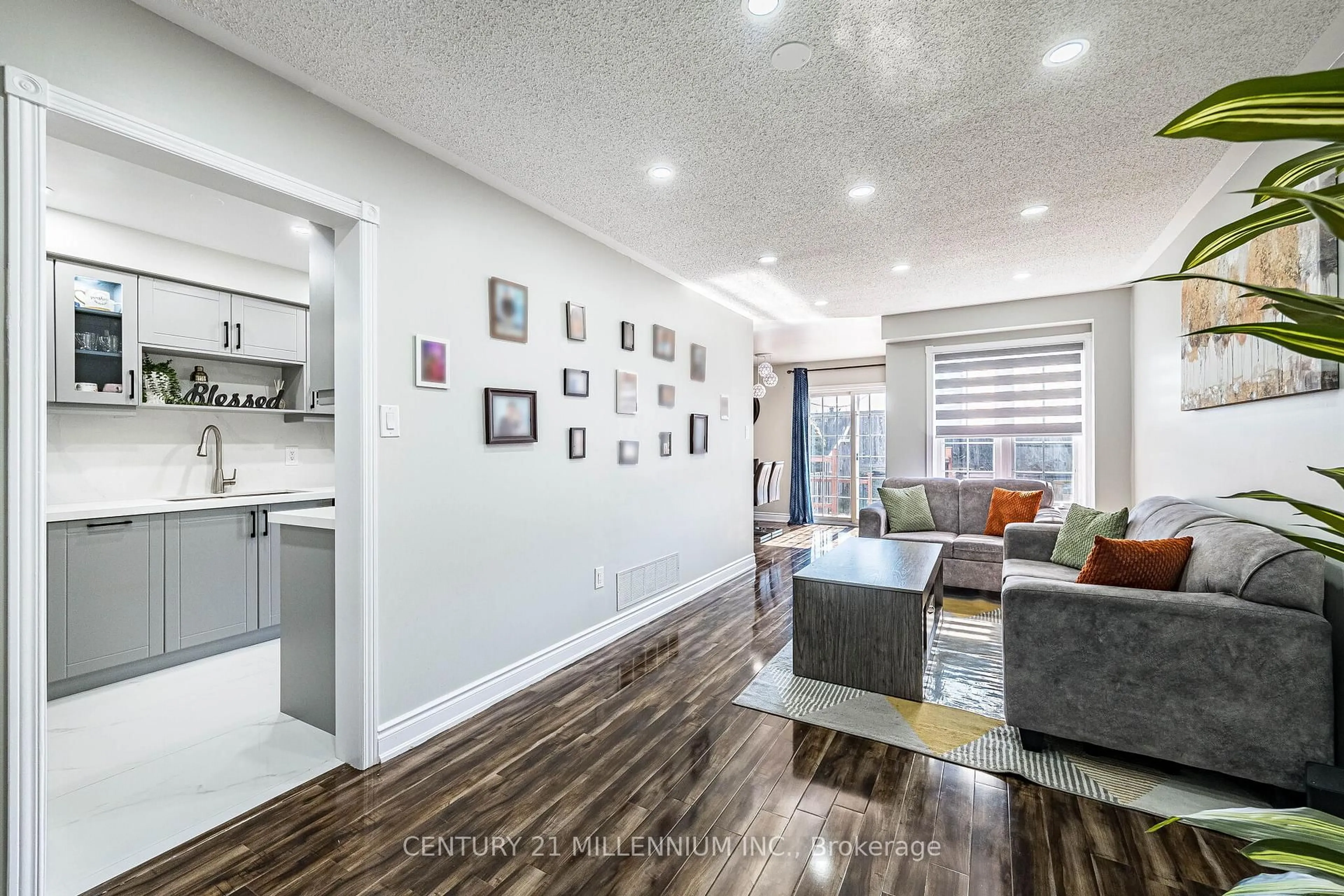 Unknown for 100 Monaco Crt, Brampton Ontario L7A 1X2