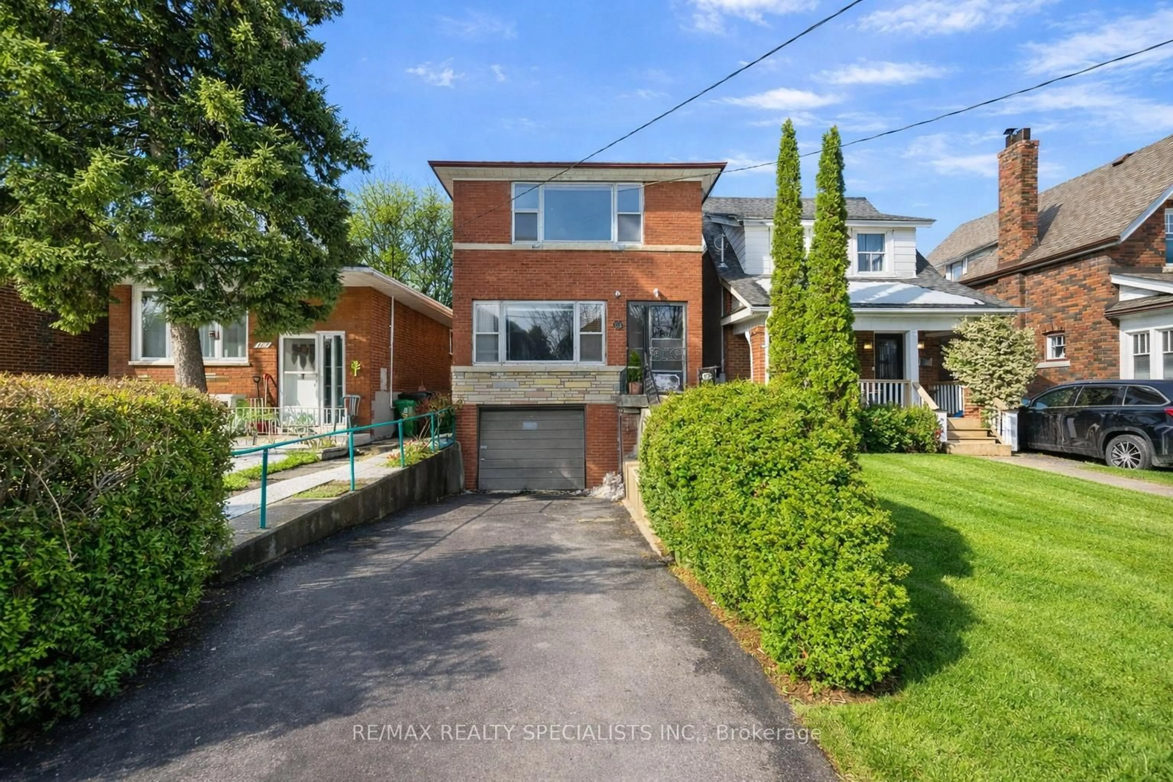 Home with brick exterior material, street for 100 Symons St, Toronto Ontario M8V 1V2