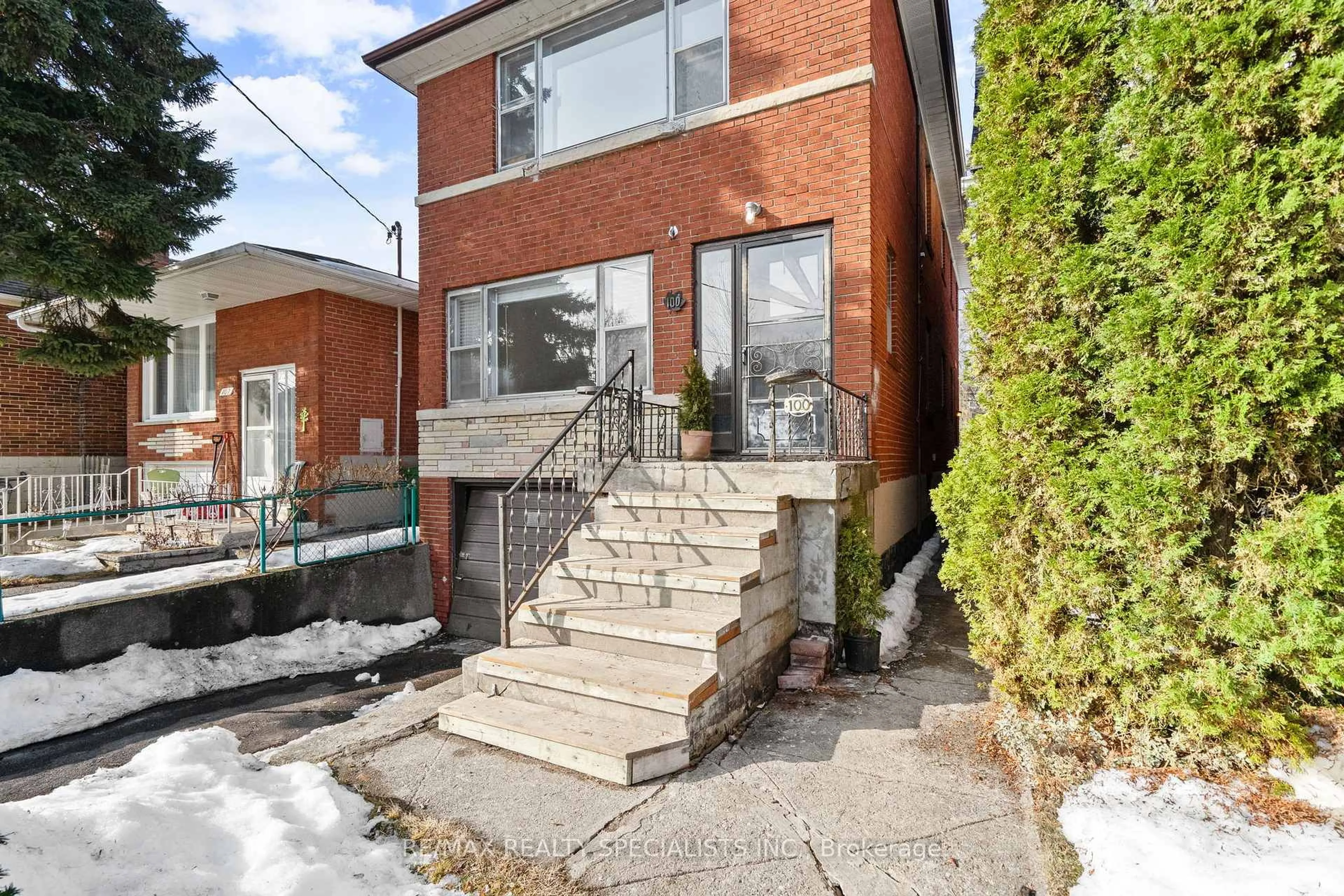 Home with brick exterior material, street for 100 Symons St, Toronto Ontario M8V 1V2