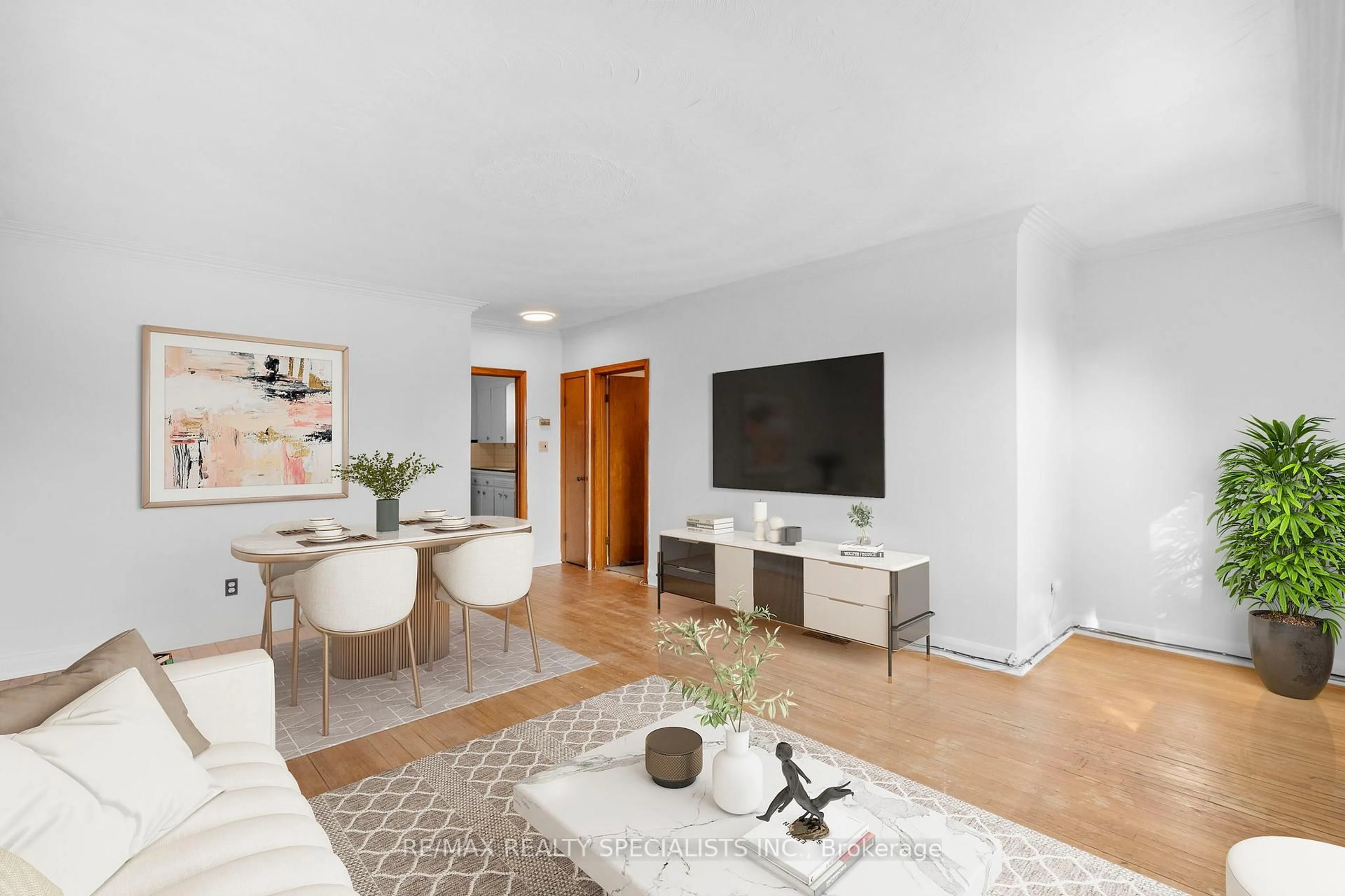 Living room with furniture, unknown for 100 Symons St, Toronto Ontario M8V 1V2