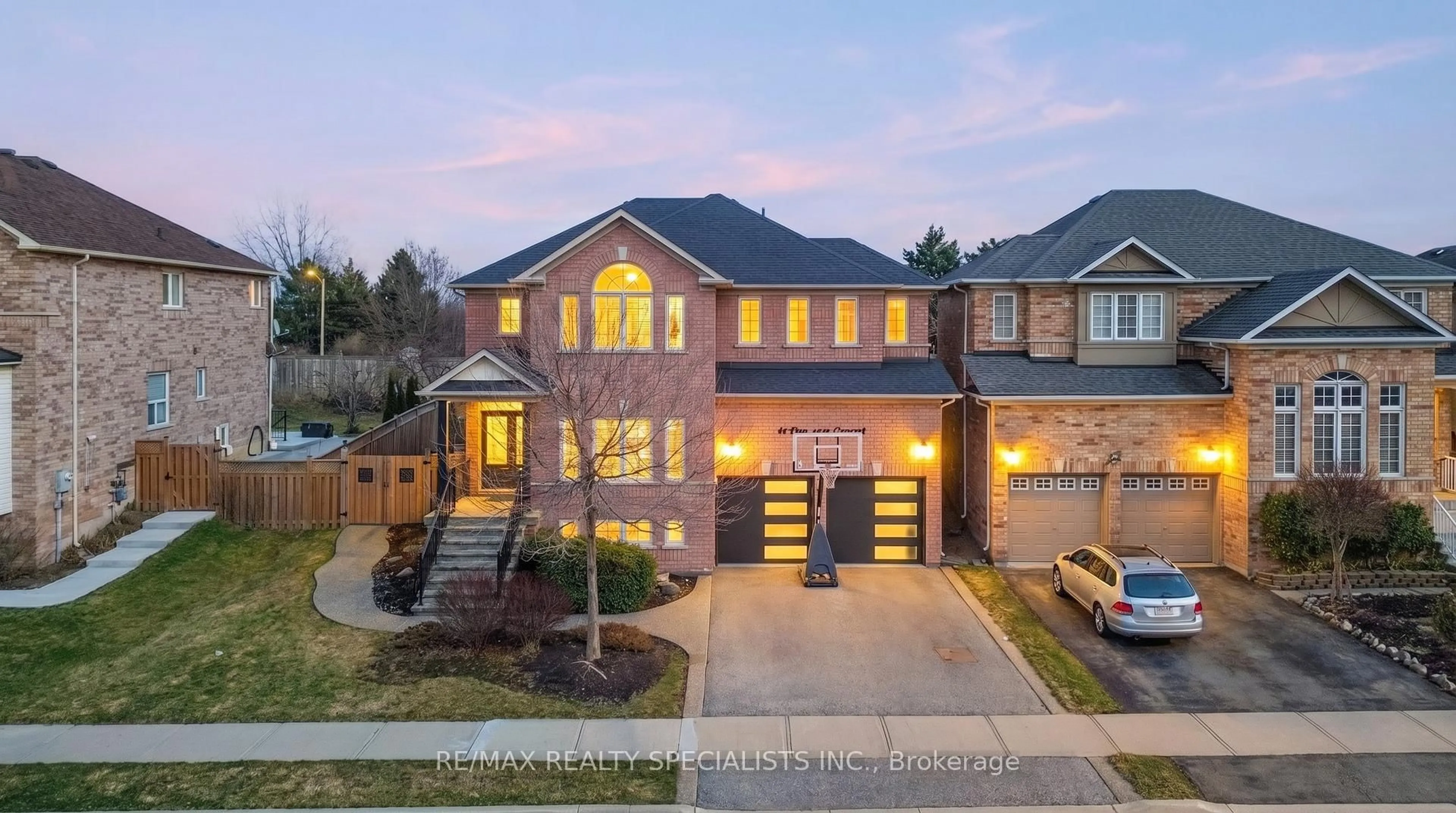 Home with brick exterior material, street for 44 Dunvegan Cres, Brampton Ontario L7A 2Y2