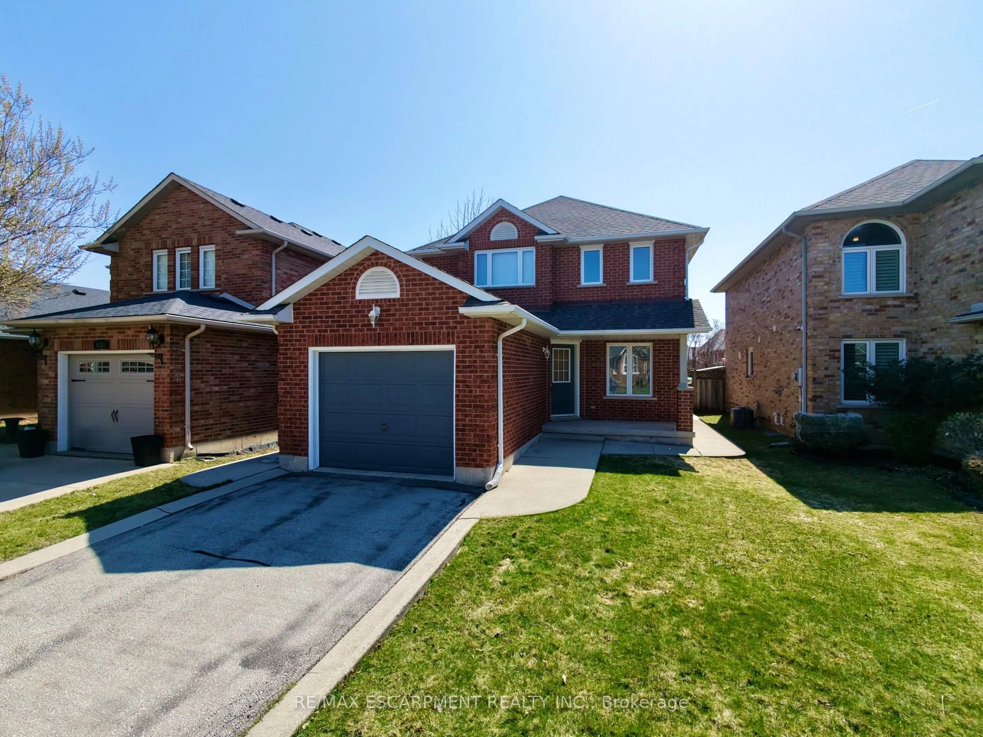Home with brick exterior material, street for 4126 Bianca Forest Dr, Burlington Ontario L7M 4L5