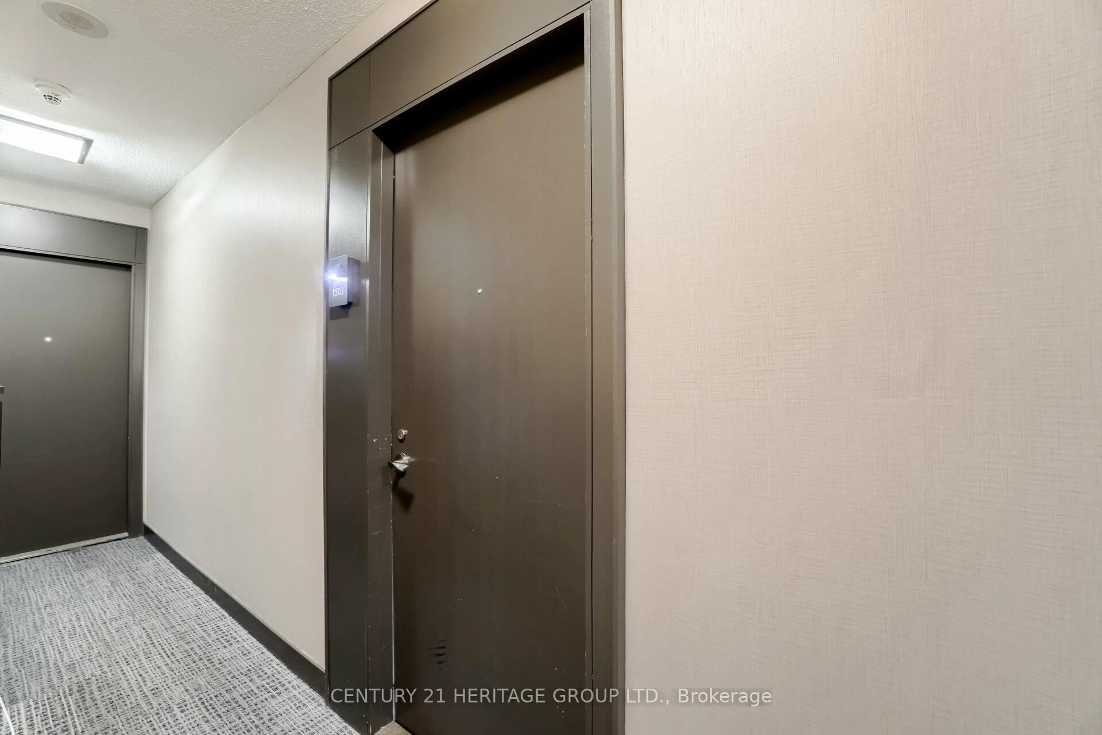 Unknown for 15 Legion Rd #1503, Toronto Ontario M8V 0A9