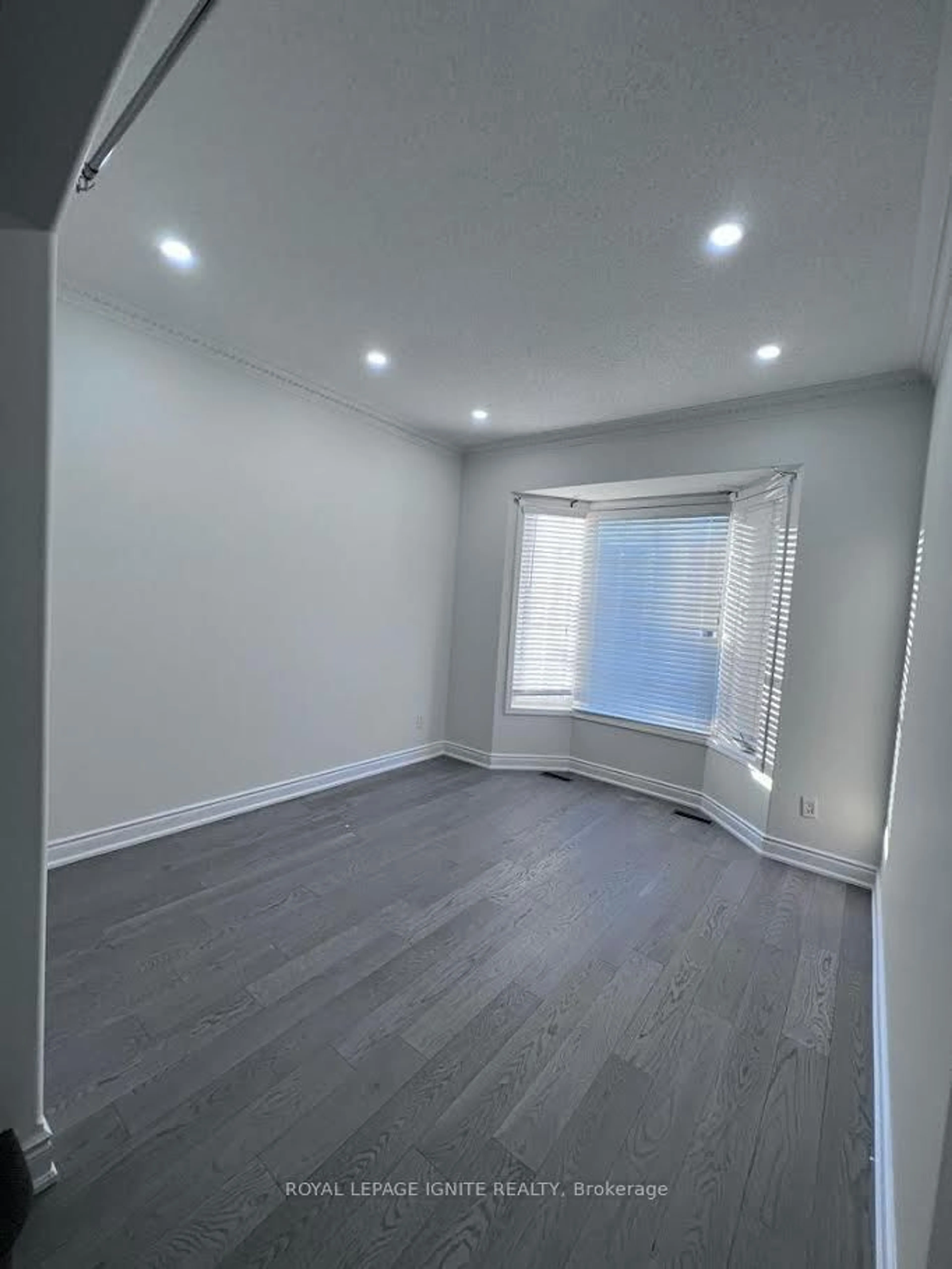 A pic of a room for 928 Philbrook Dr, Milton Ontario L9T 0L3