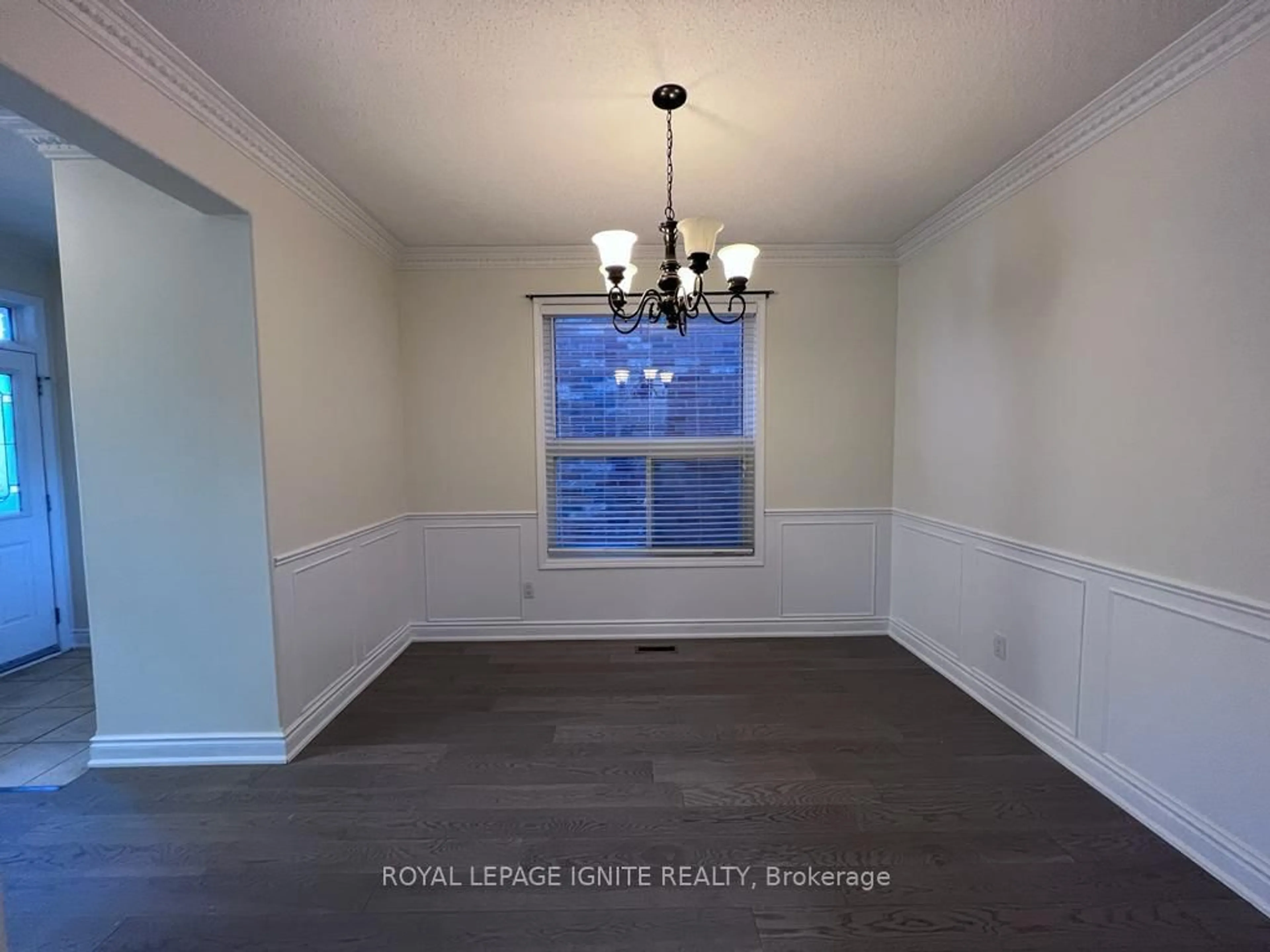 A pic of a room for 928 Philbrook Dr, Milton Ontario L9T 0L3