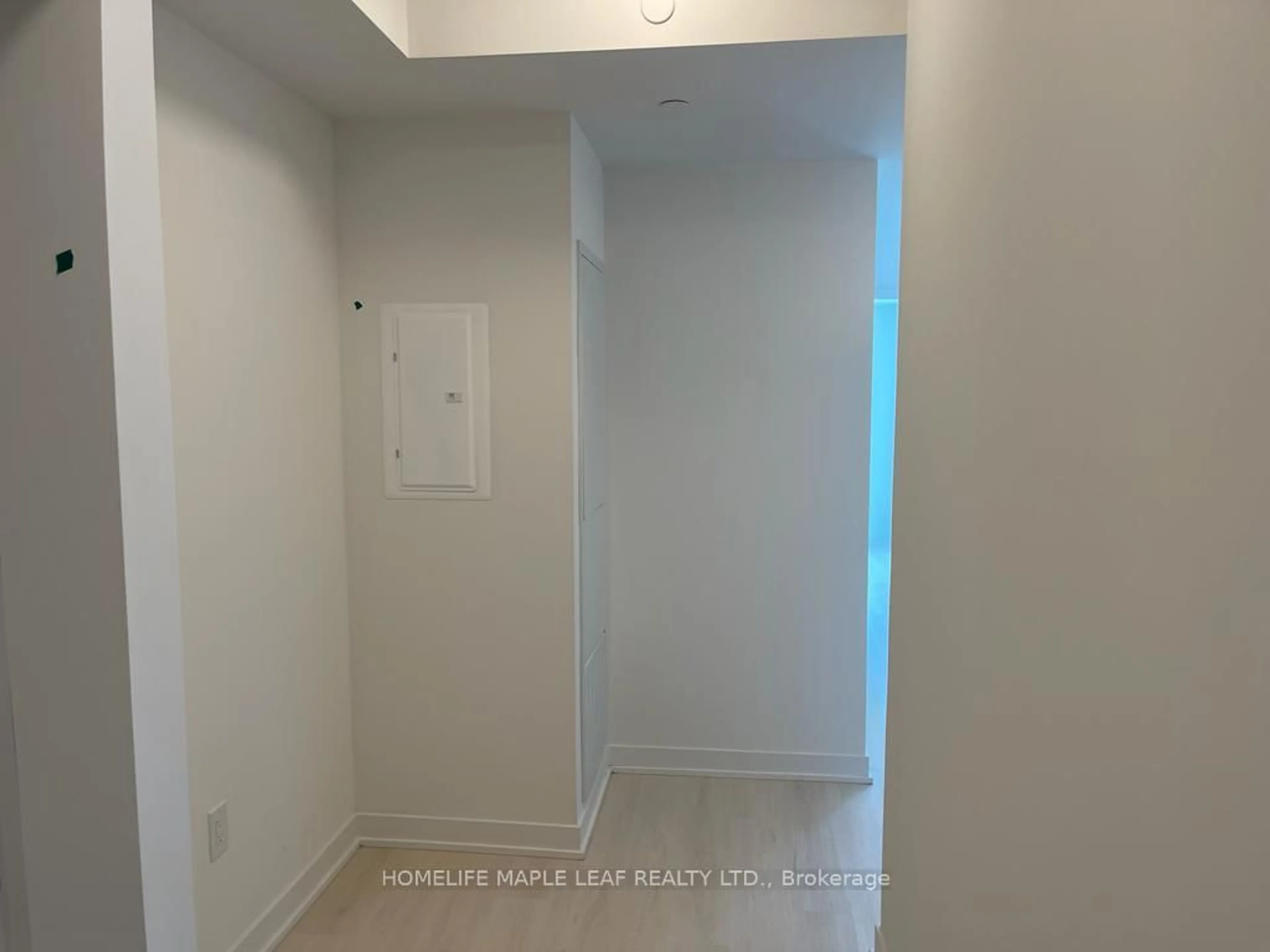 Unknown for 3900 Confederation Pkwy #3902, Mississauga Ontario L5B 0M3