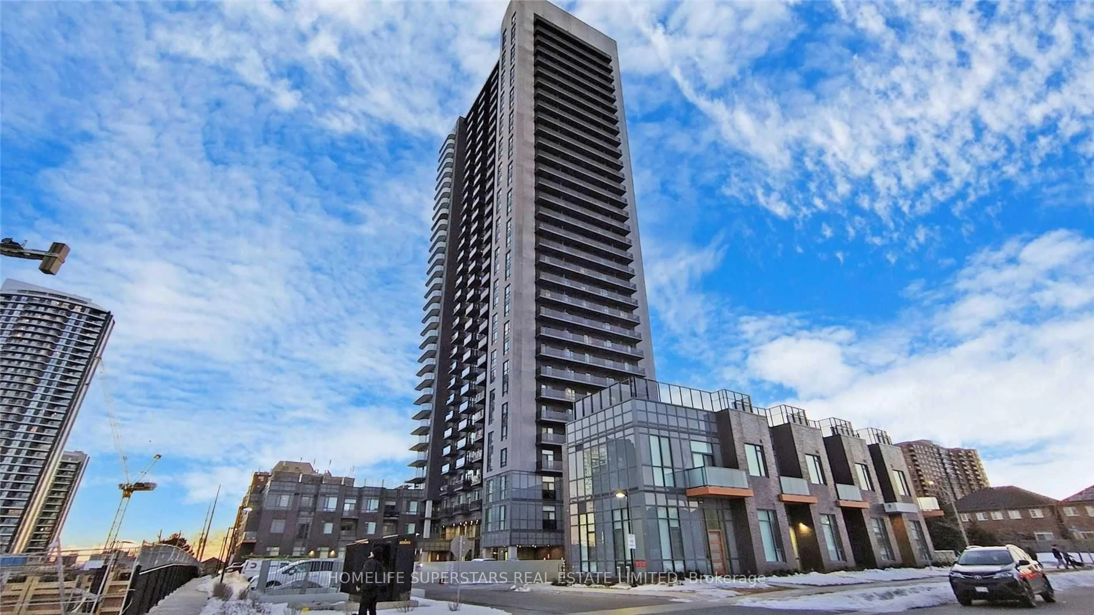 Indoor foyer for 8 Nahani Way #1501, Mississauga Ontario L4Z 0C6