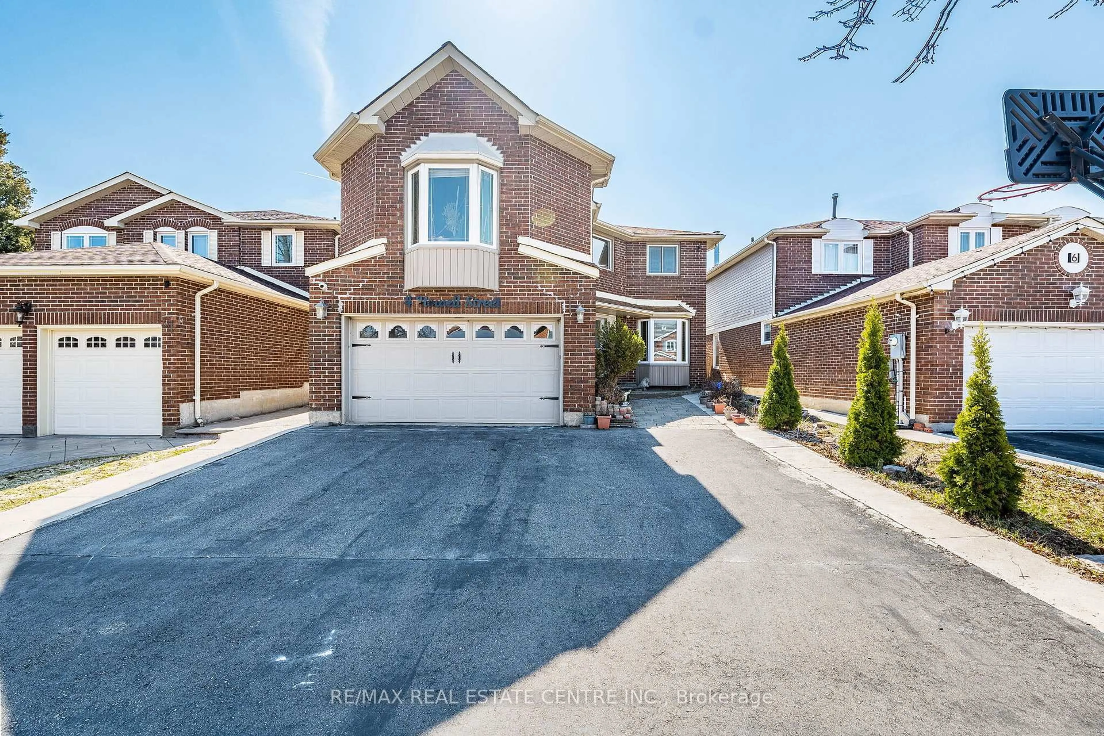 Home with brick exterior material, street for 4 Howell St, Brampton Ontario L6Y 3J6