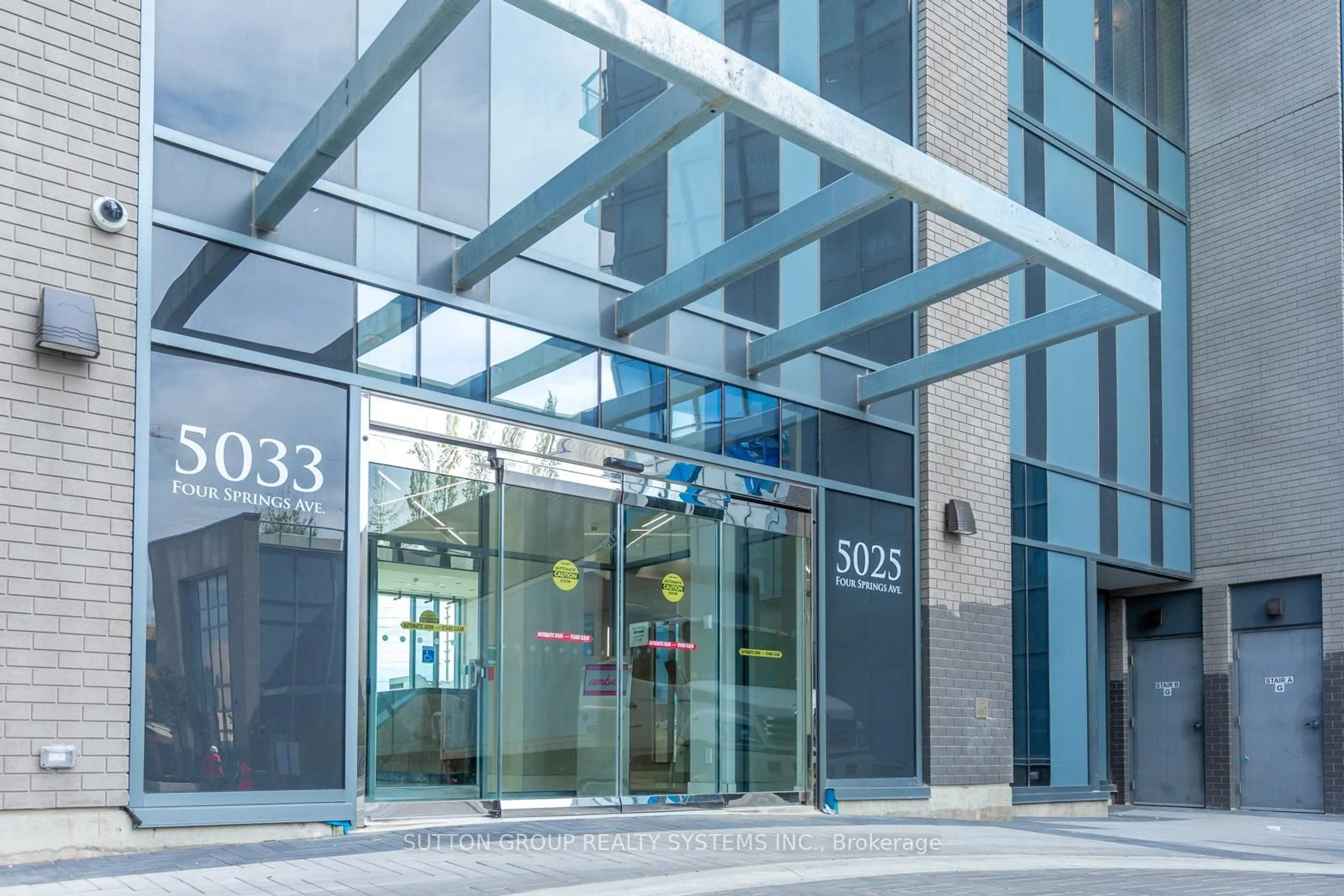 Indoor foyer for 5025 Four Springs Ave #1204, Mississauga Ontario L5R 0E4