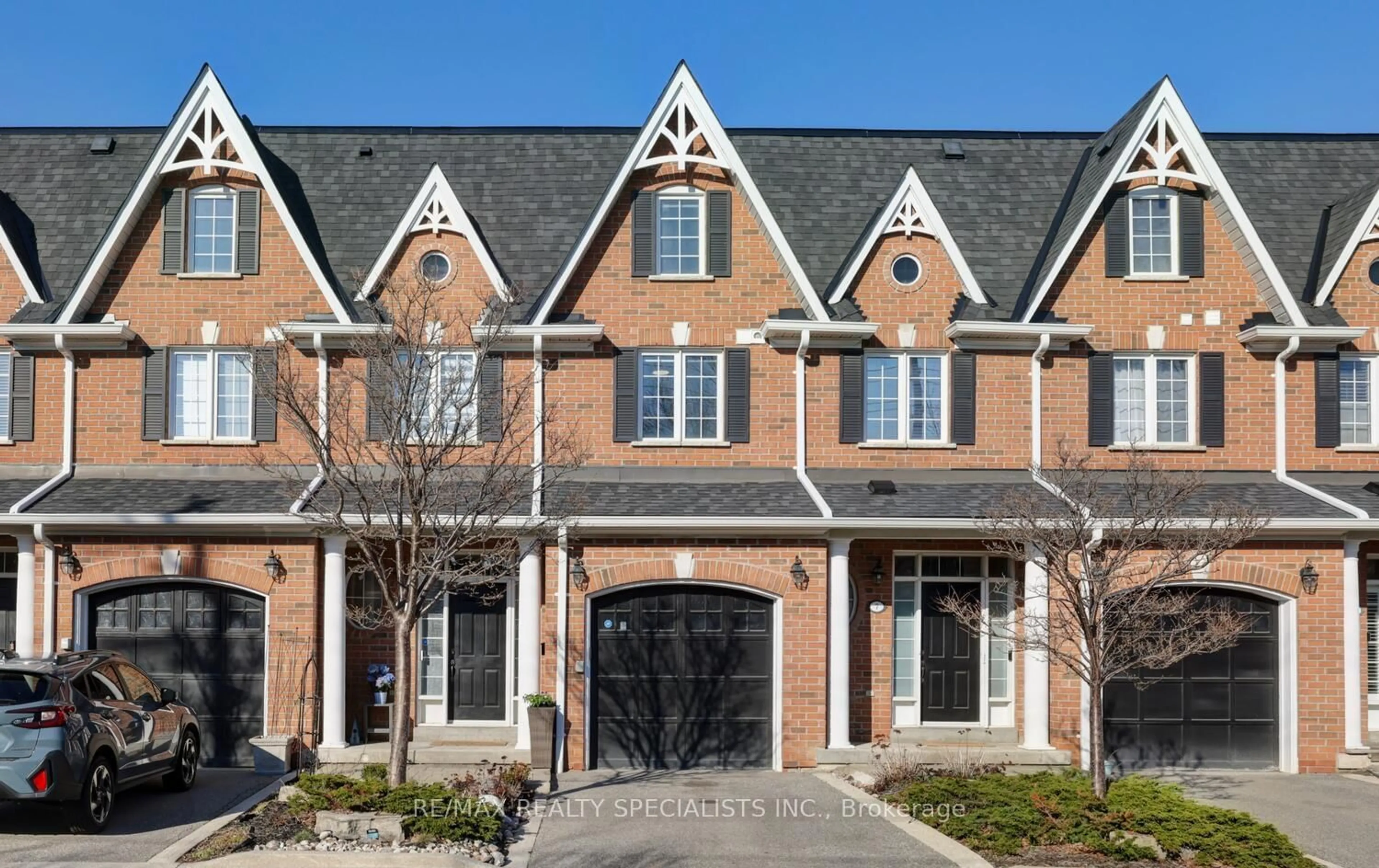Home with brick exterior material, street for 85 Church St #8, Mississauga Ontario L5M 1M6