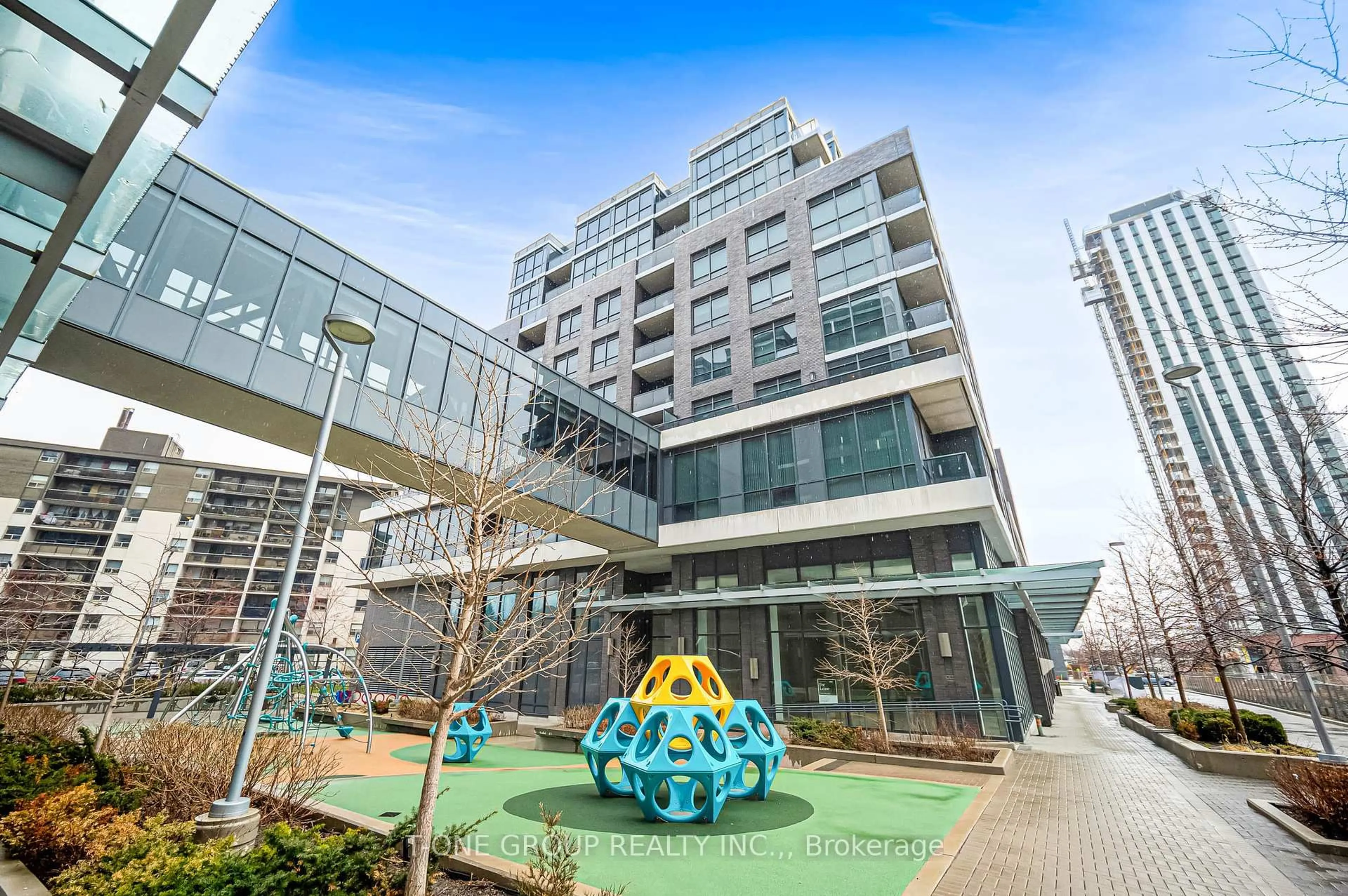 Unknown for 10 Gibbs Rd #918, Toronto Ontario M9B 6L6