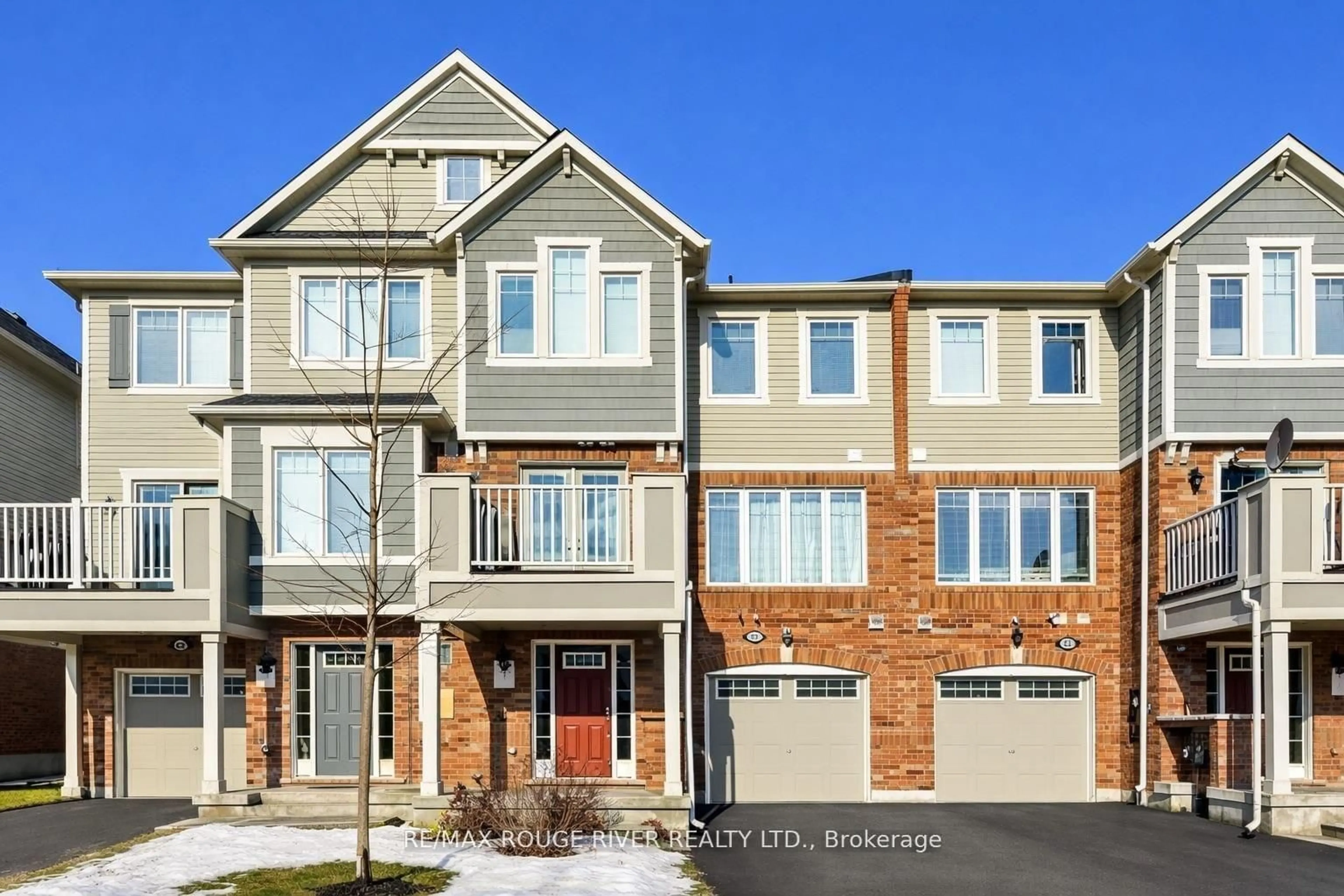 Home with brick exterior material, street for 90 Suitor Crt, Milton Ontario L9T 8R9