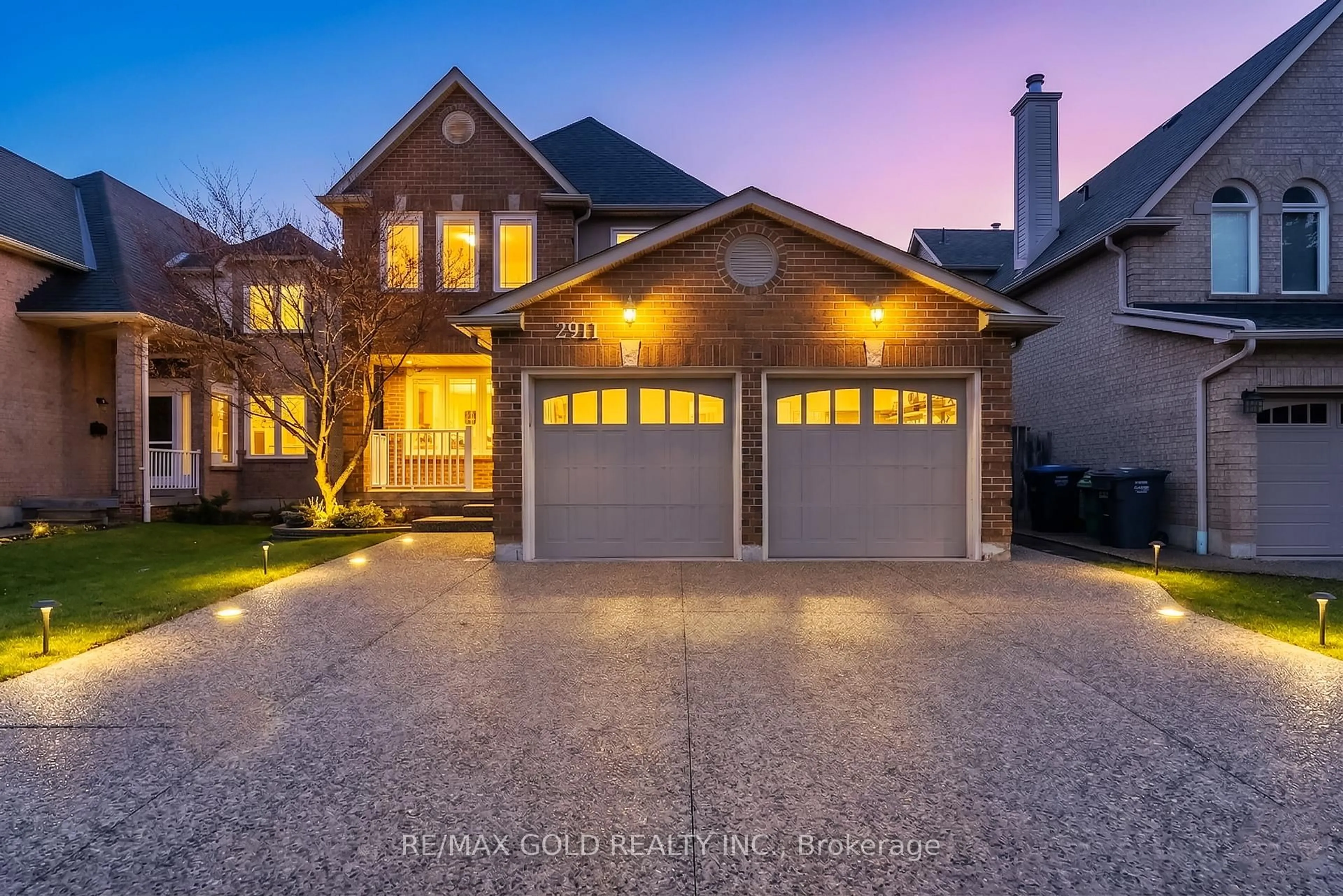 Home with brick exterior material, street for 2911 Tradewind Dr, Mississauga Ontario L5N 6L2