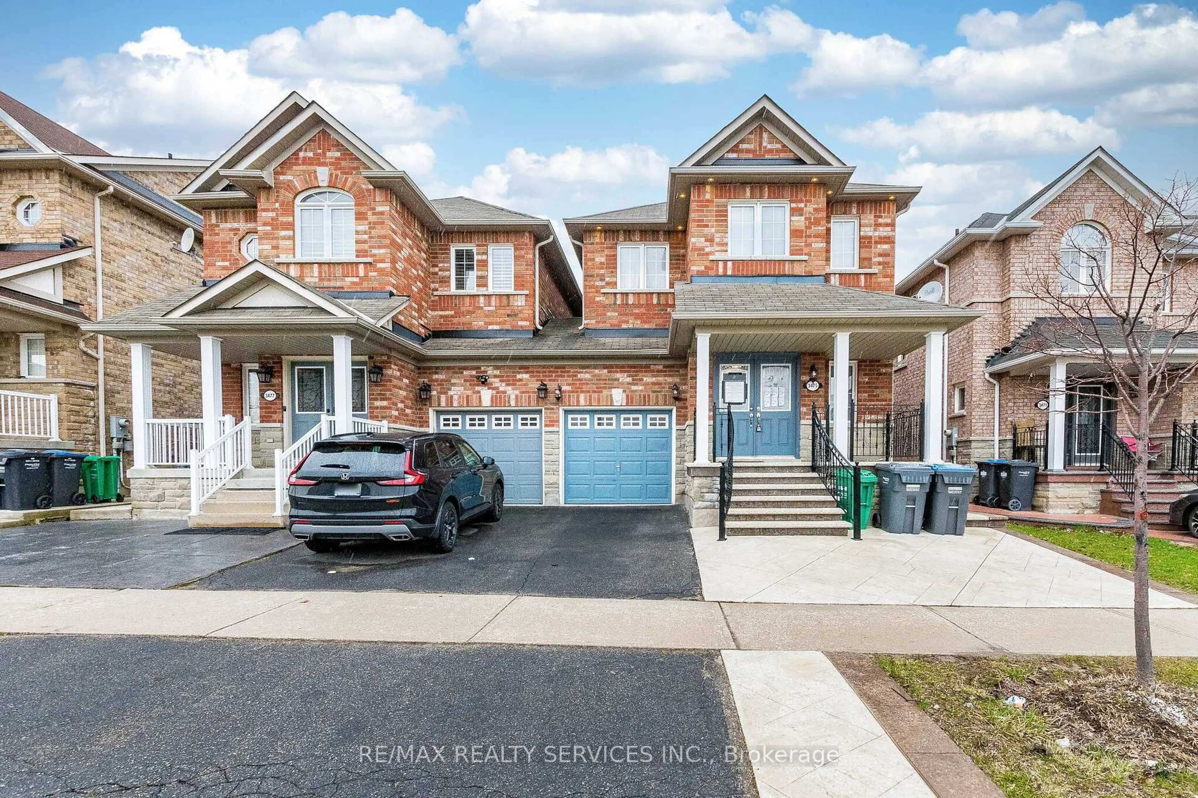 Home with brick exterior material, street for 3475 Bala Dr, Mississauga Ontario L5M 0G6