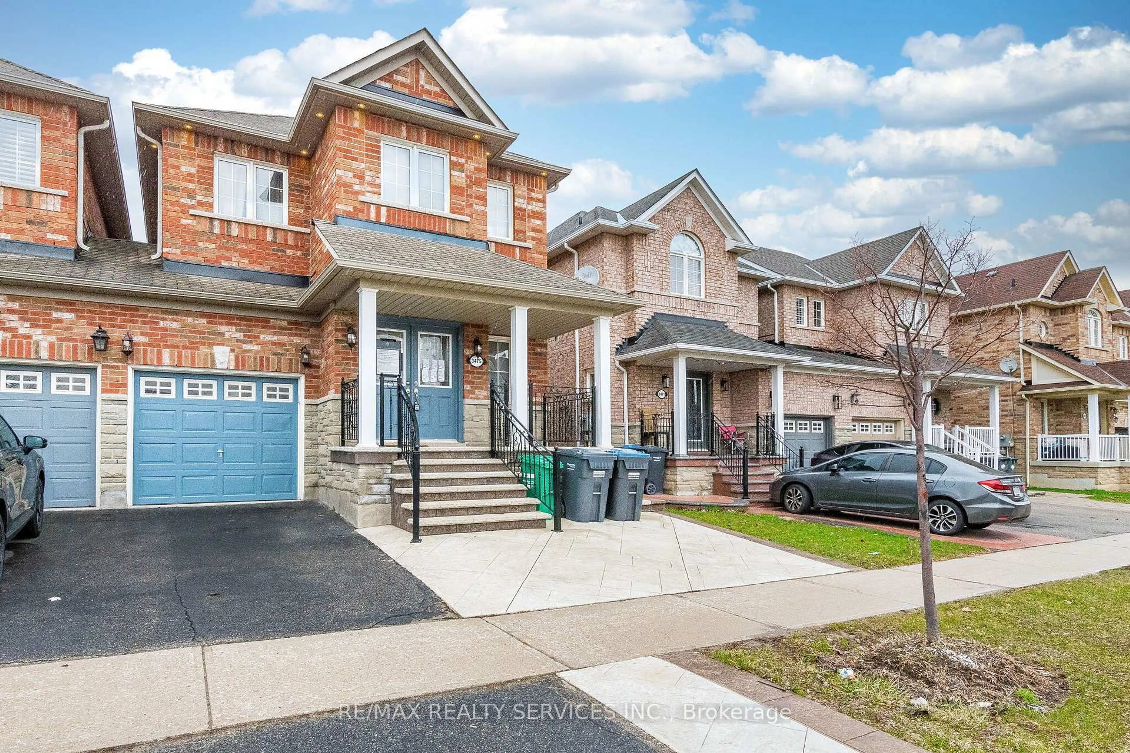 Home with brick exterior material, street for 3475 Bala Dr, Mississauga Ontario L5M 0G6