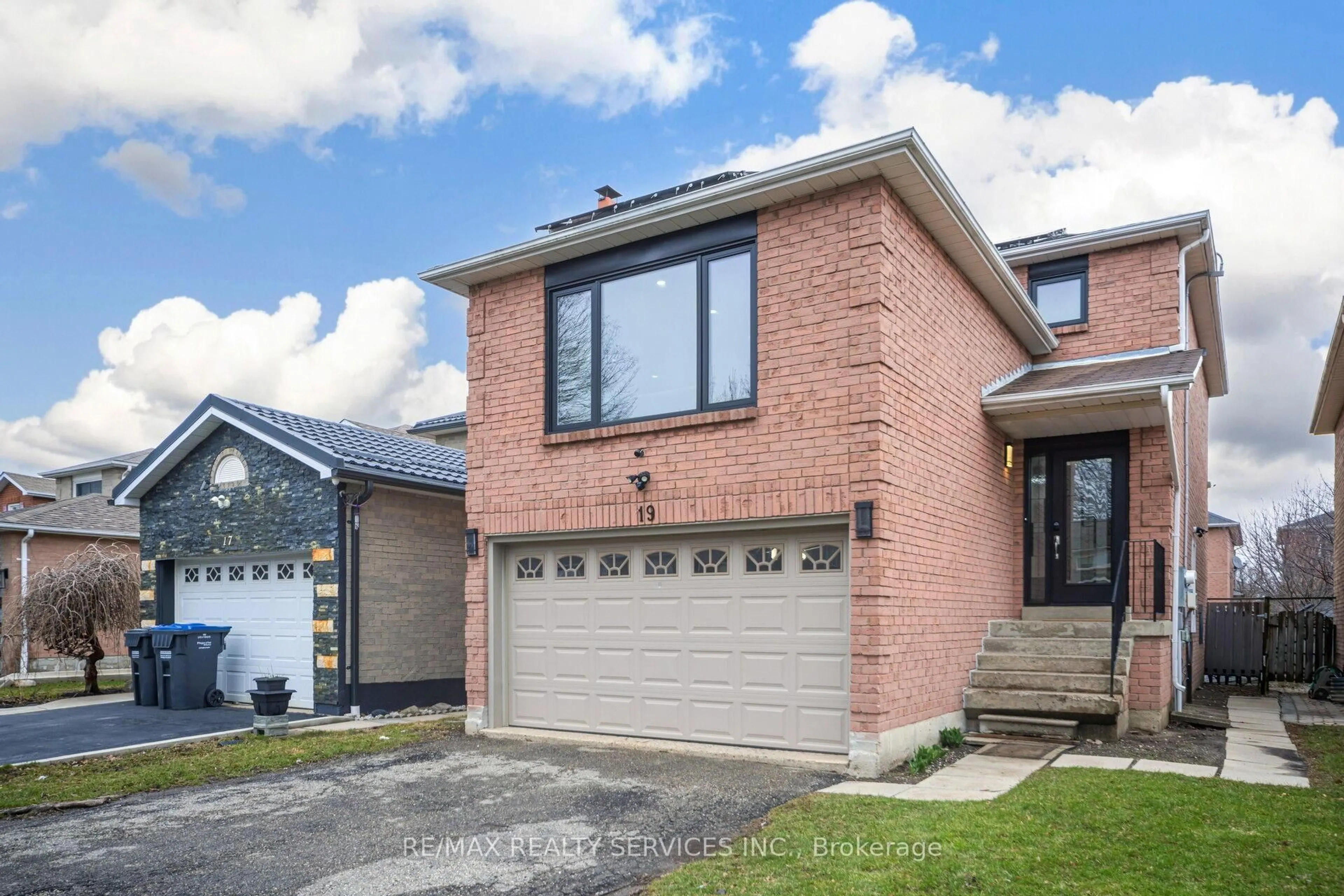 Home with brick exterior material, street for 19 Wayne Nicol Dr, Brampton Ontario L6X 3Z2