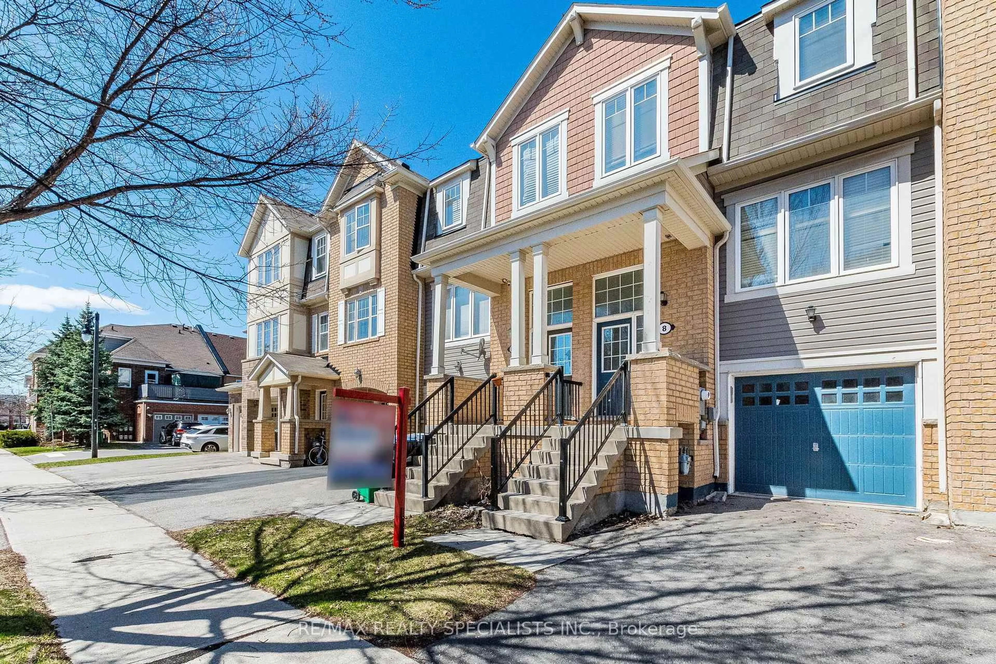 Unknown for 8 Portsdown Rd, Brampton Ontario L7A 0P8