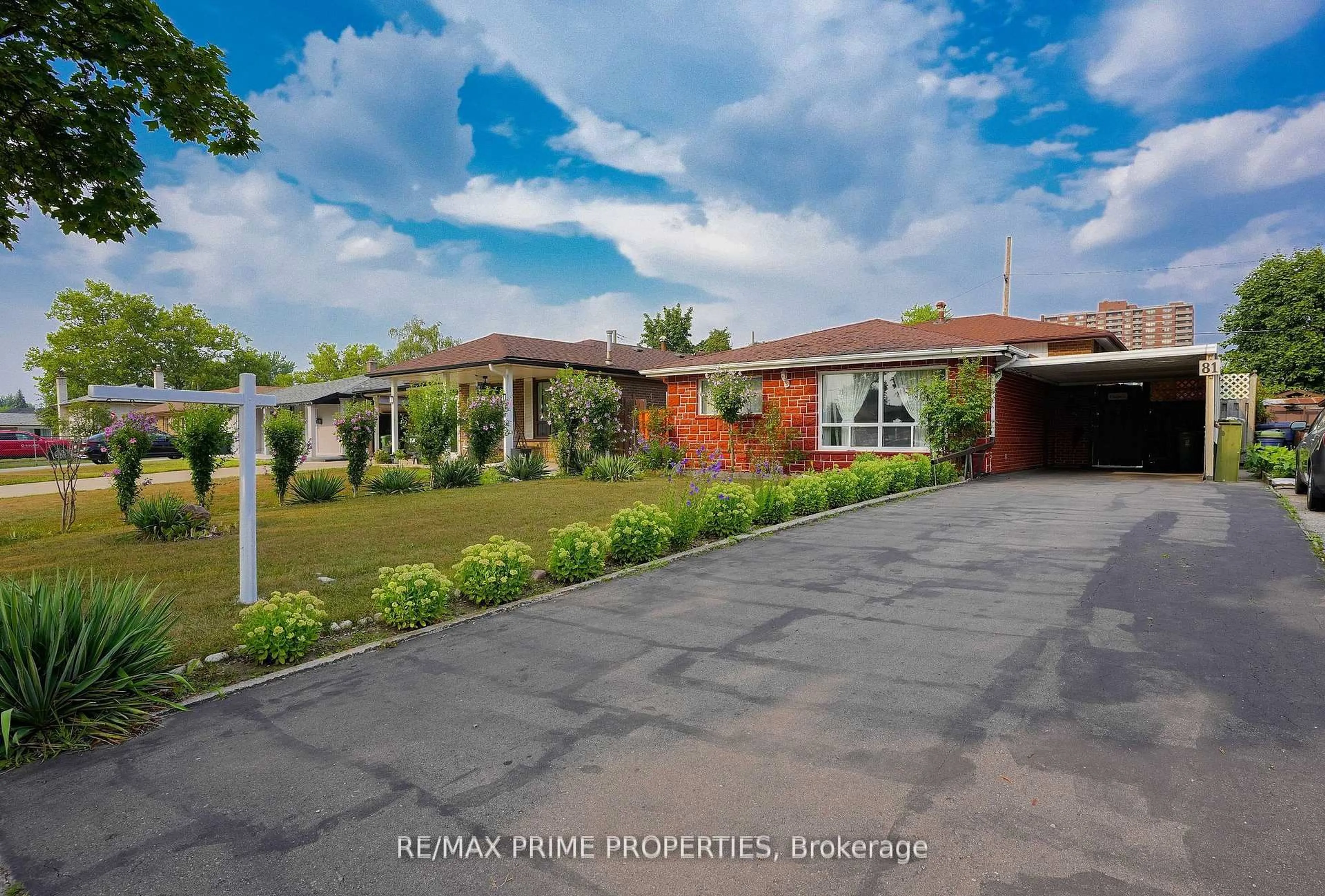 A pic from outside/outdoor area/front of a property/back of a property/a pic from drone, street for 81 Silverstone Dr, Toronto Ontario M9V 3G4