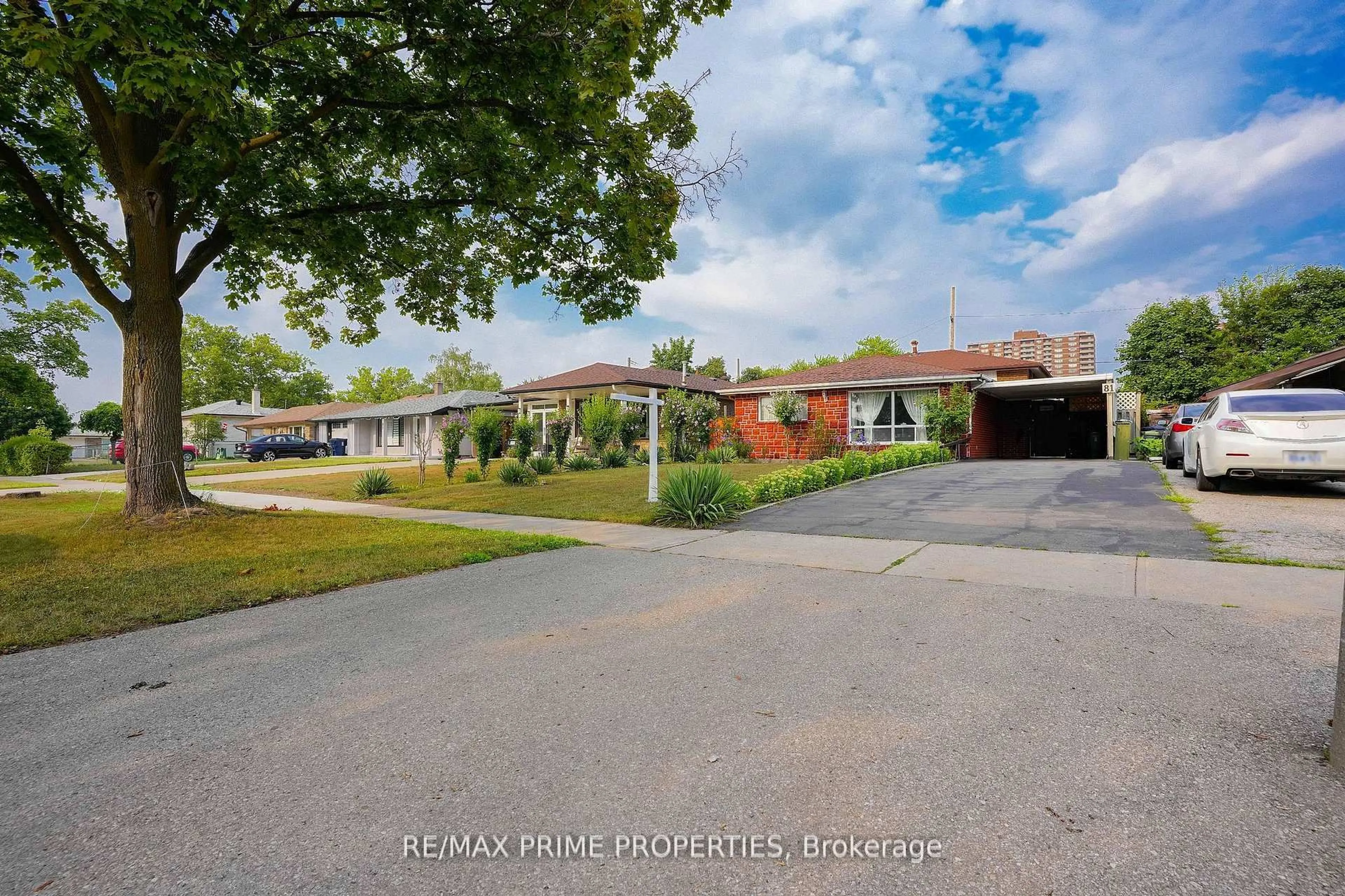 A pic from outside/outdoor area/front of a property/back of a property/a pic from drone, street for 81 Silverstone Dr, Toronto Ontario M9V 3G4
