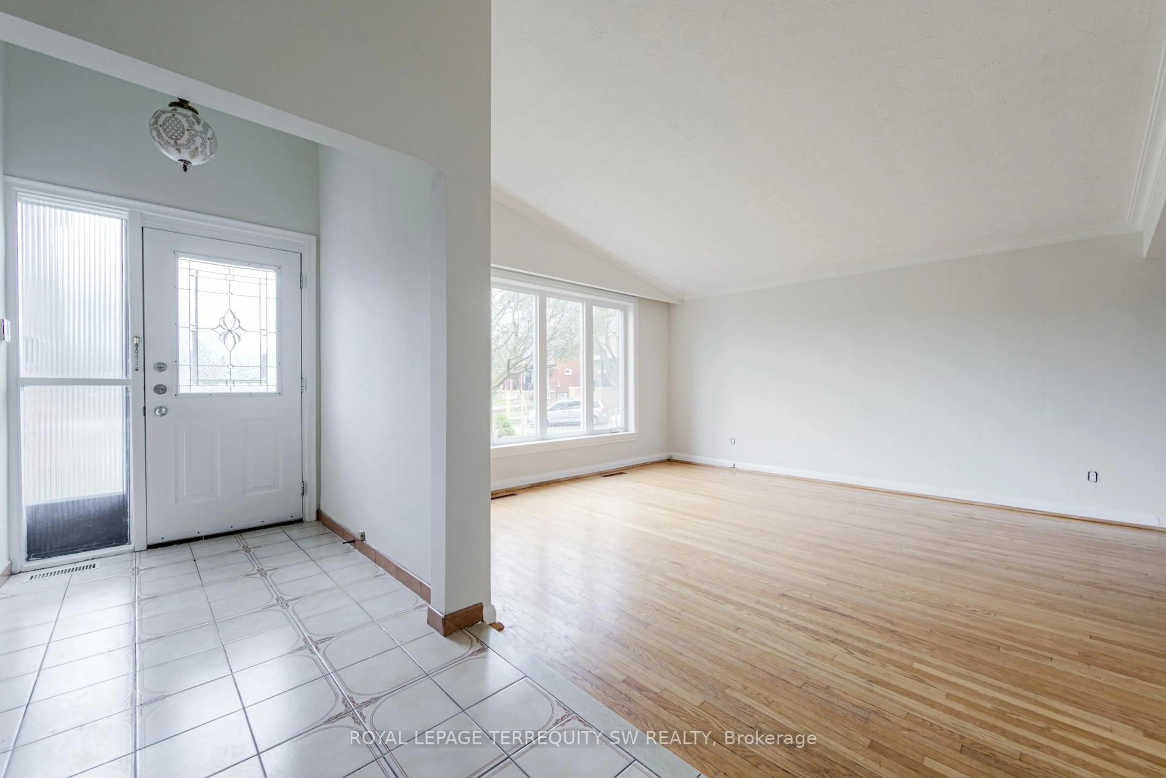 A pic of a room for 35 Euphrasia Dr, Toronto Ontario M6B 3V8