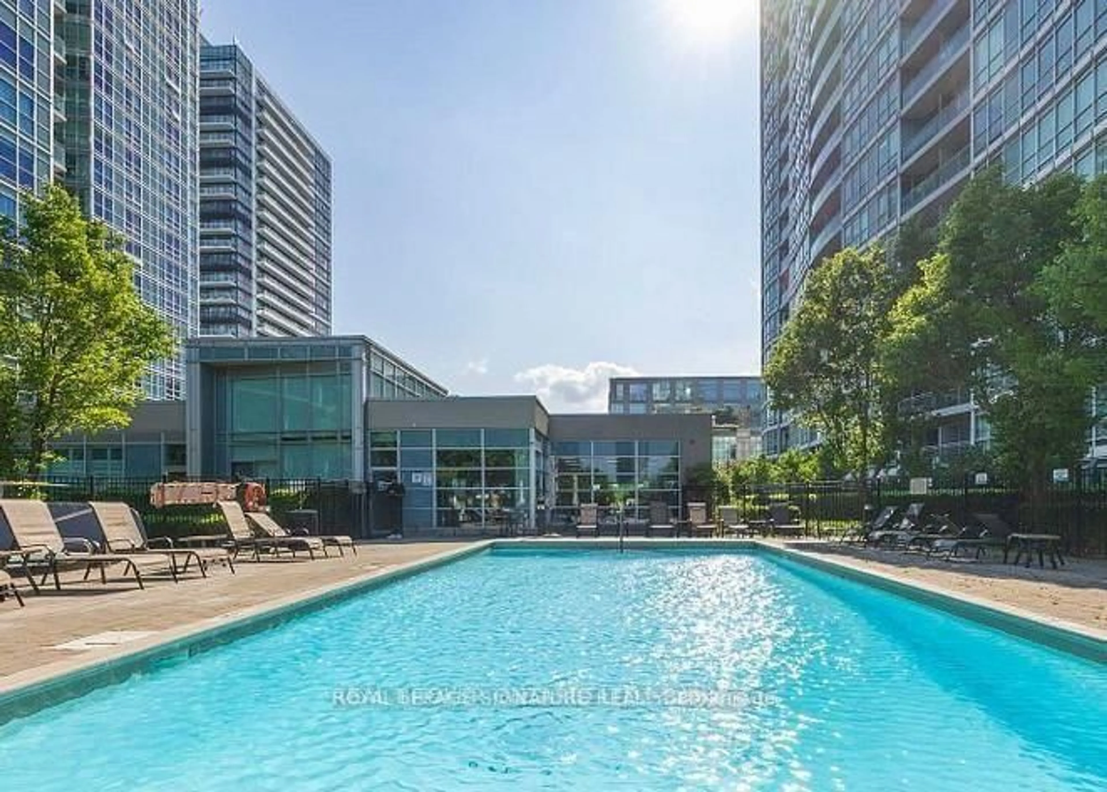Pool for 185 Legion Rd #1101, Toronto Ontario M8Y 0A1
