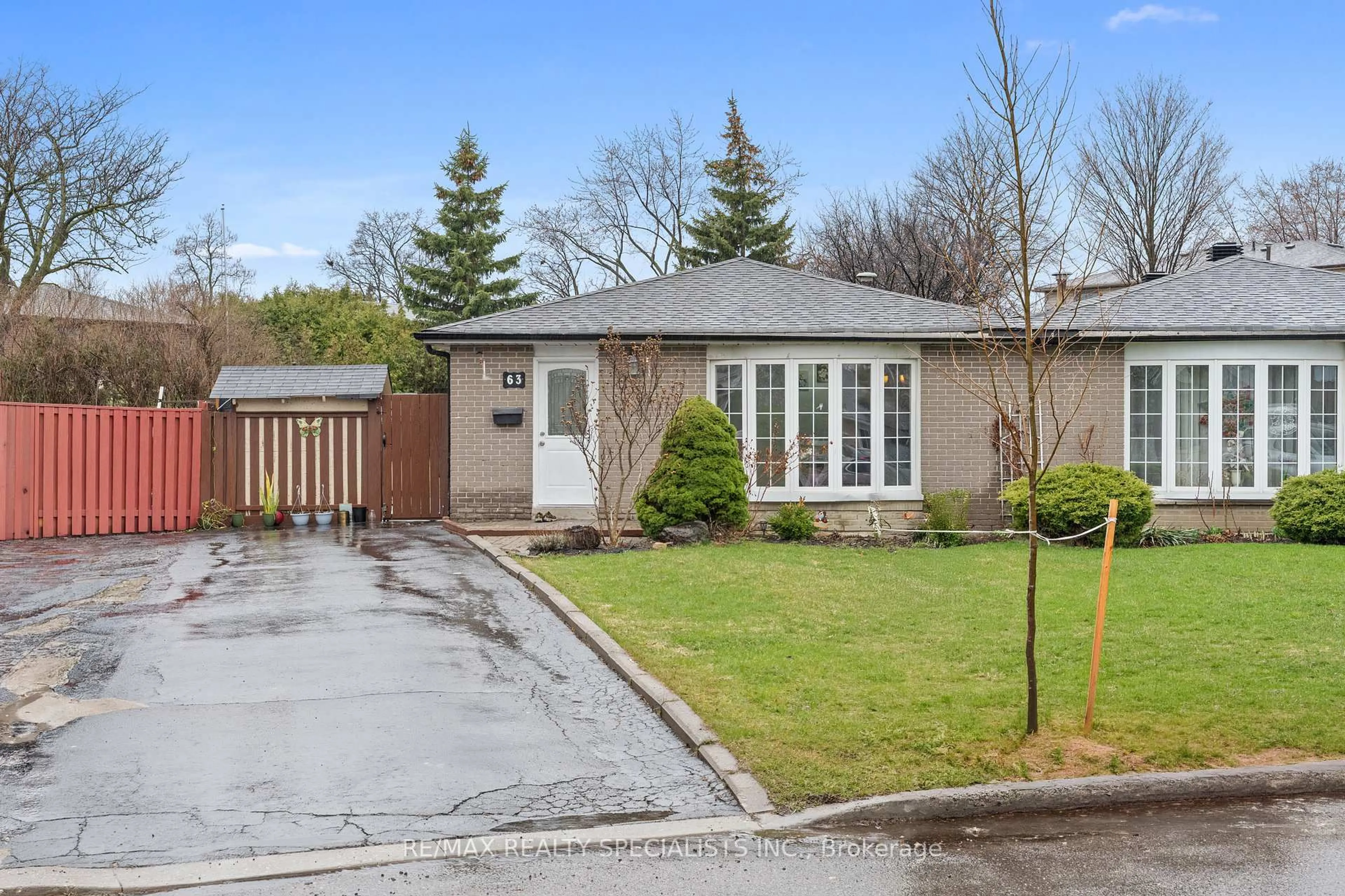 Unknown for 63 Davenport Cres, Brampton Ontario L6T 3L5