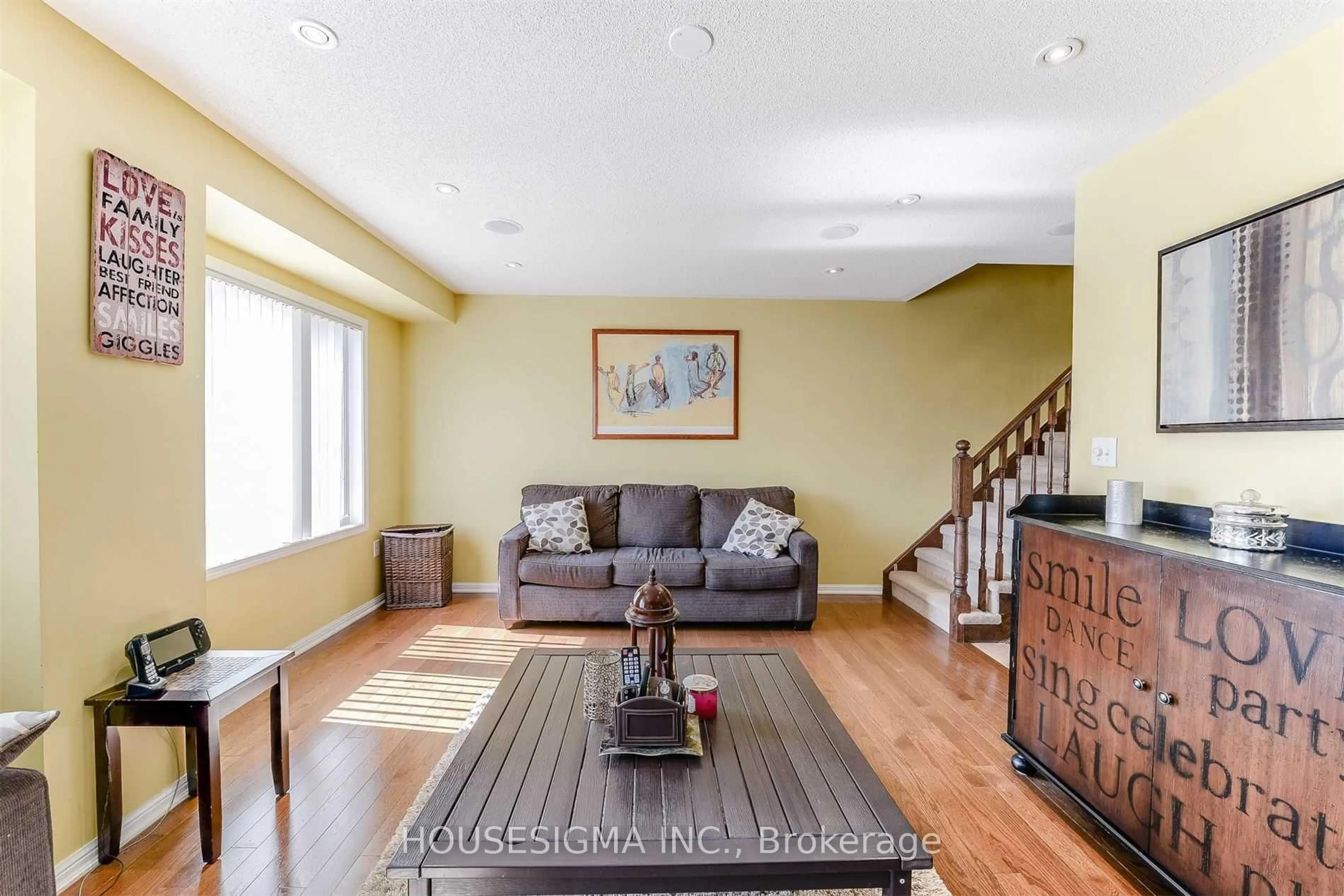 Living room with furniture, unknown for 92 Lathbury St, Brampton Ontario L7A 0R8