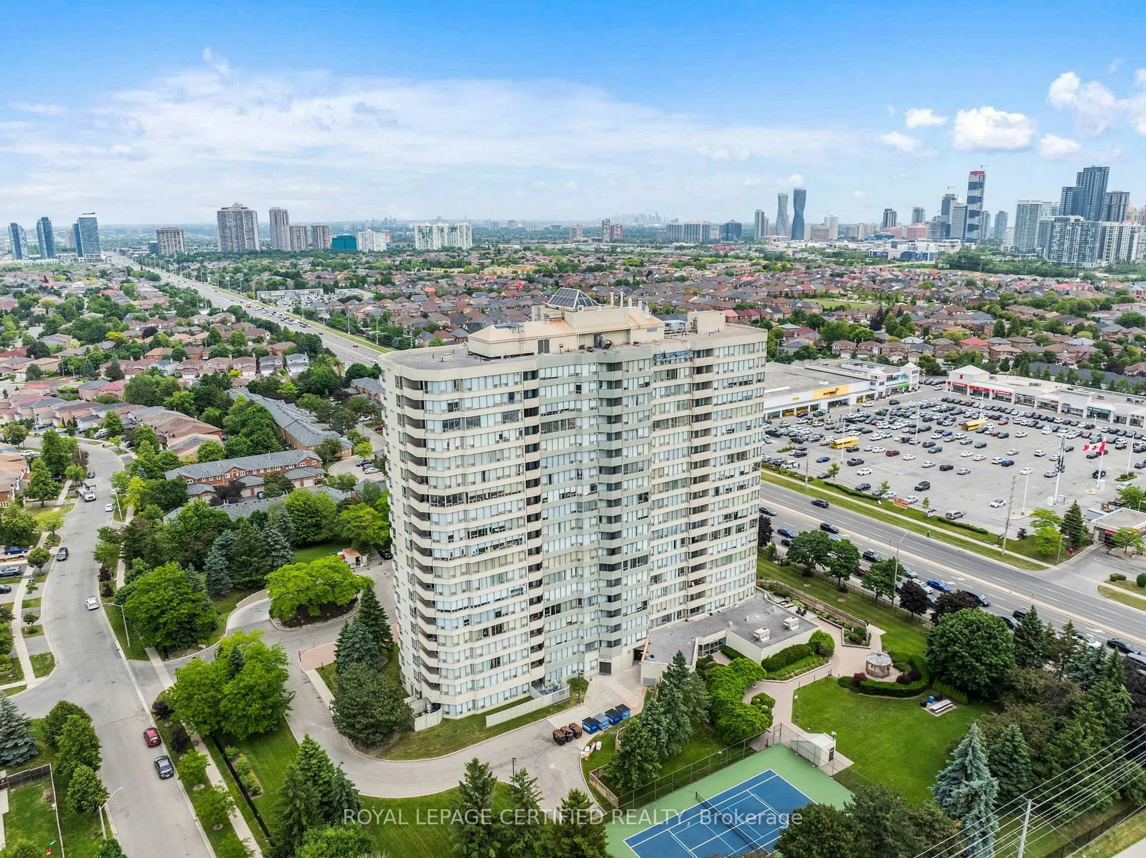 A pic from outside/outdoor area/front of a property/back of a property/a pic from drone, city buildings view from balcony for 700 Constellation Dr #210, Mississauga Ontario L5R 3G8