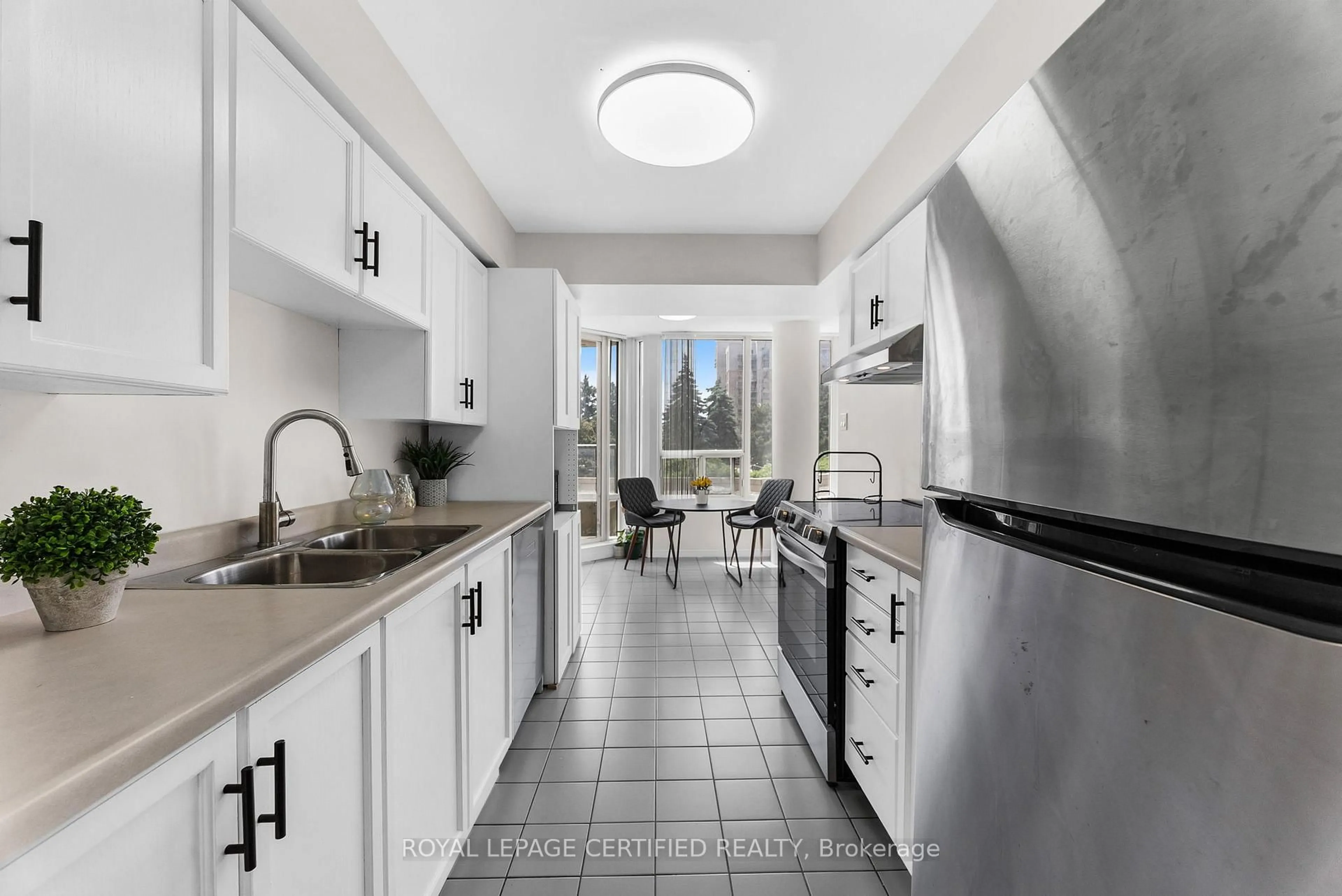 Unknown for 700 Constellation Dr #210, Mississauga Ontario L5R 3G8