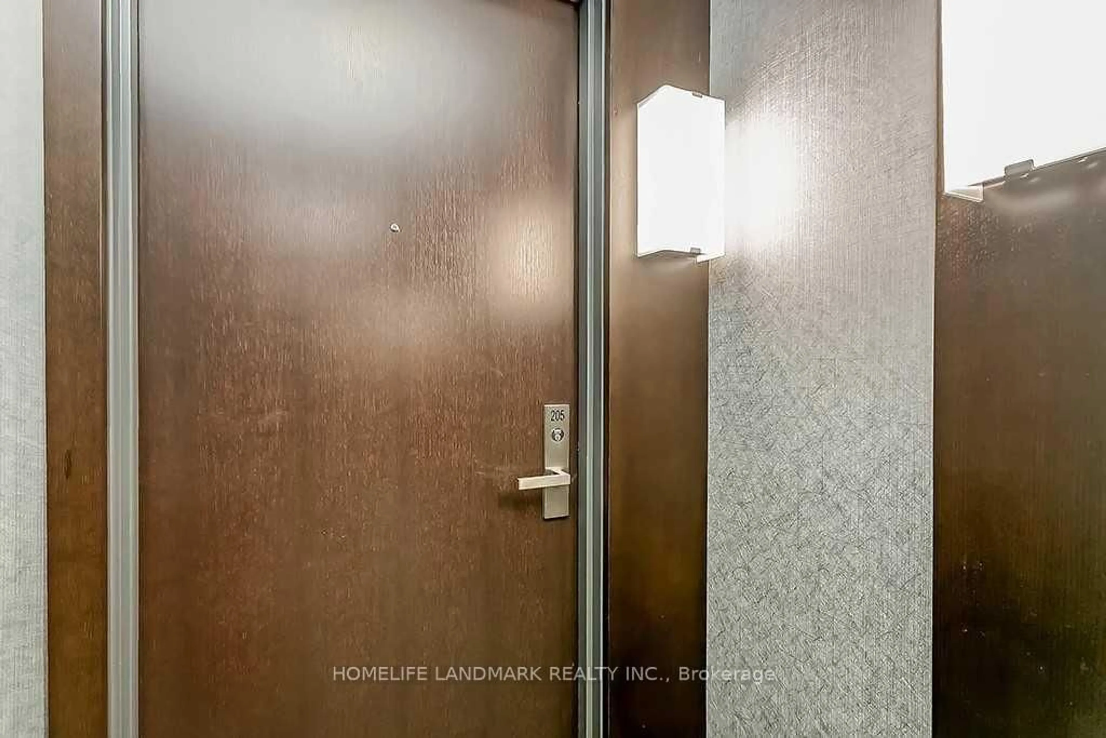 Unknown for 55 Speers Rd #205, Oakville Ontario L6K 3R6