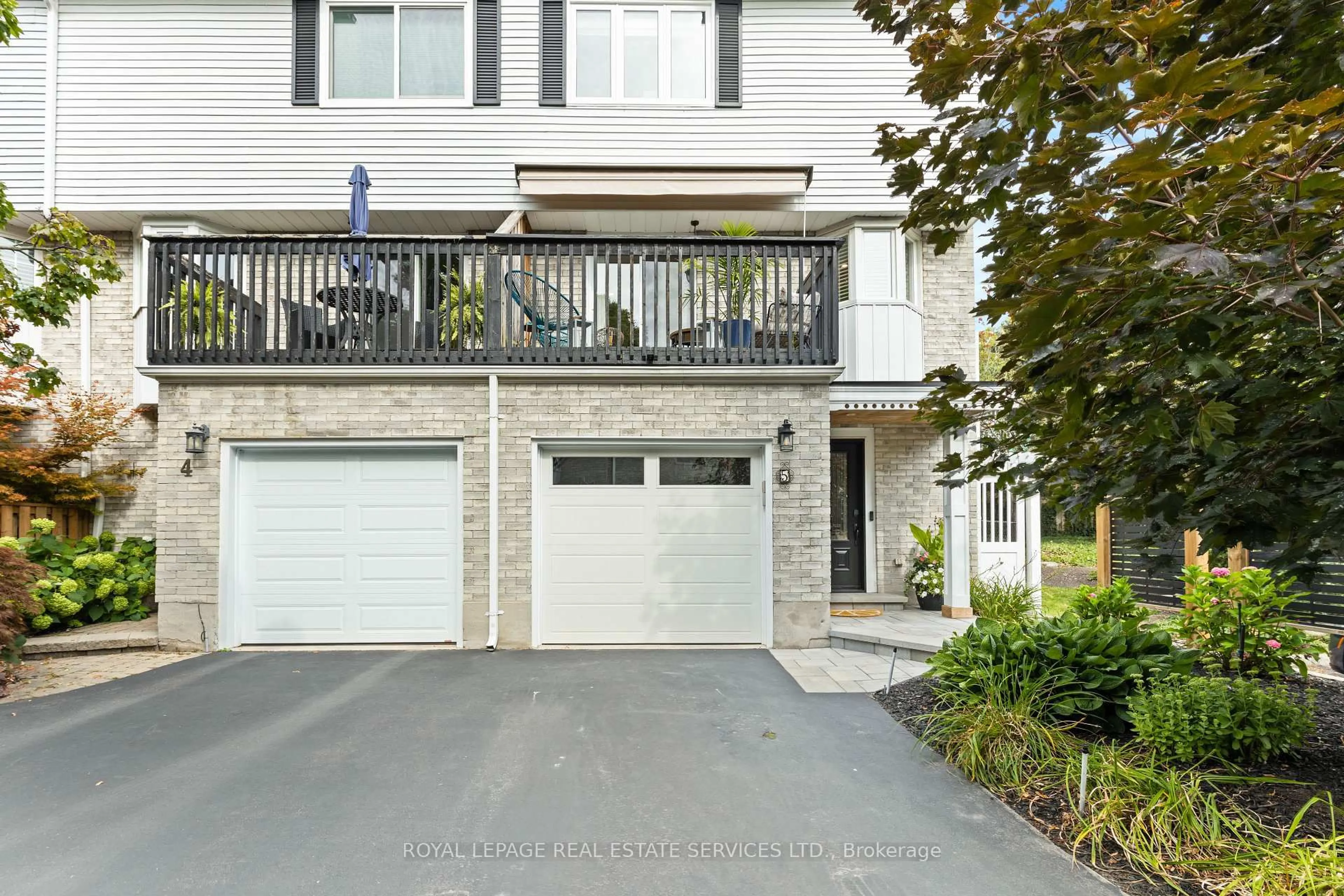 Unknown for 2303 Marine Dr #5, Oakville Ontario L6L 1C2