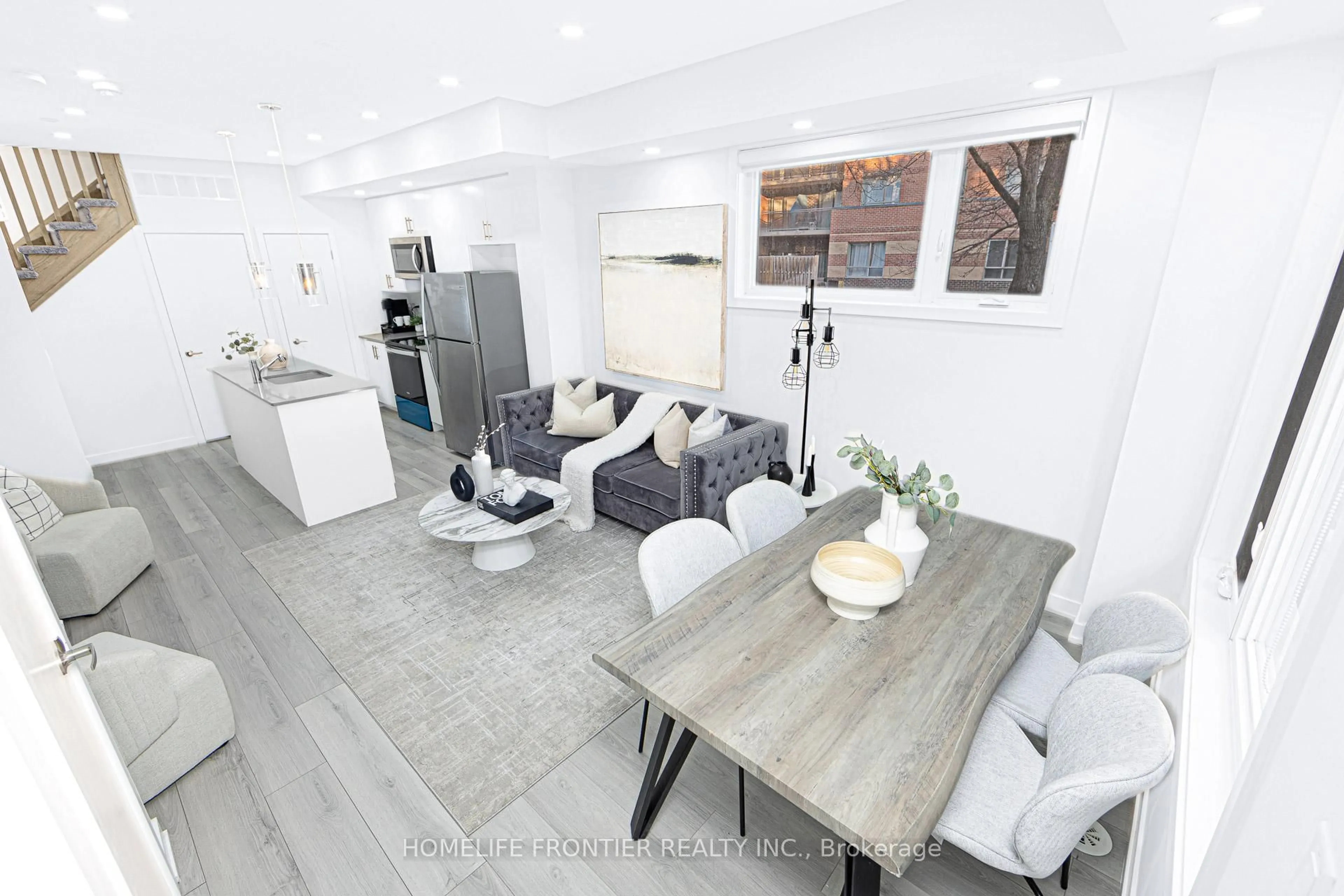 Open concept kitchen, unknown for 3562 Colonial Dr #13, Mississauga Ontario L5L 5R9