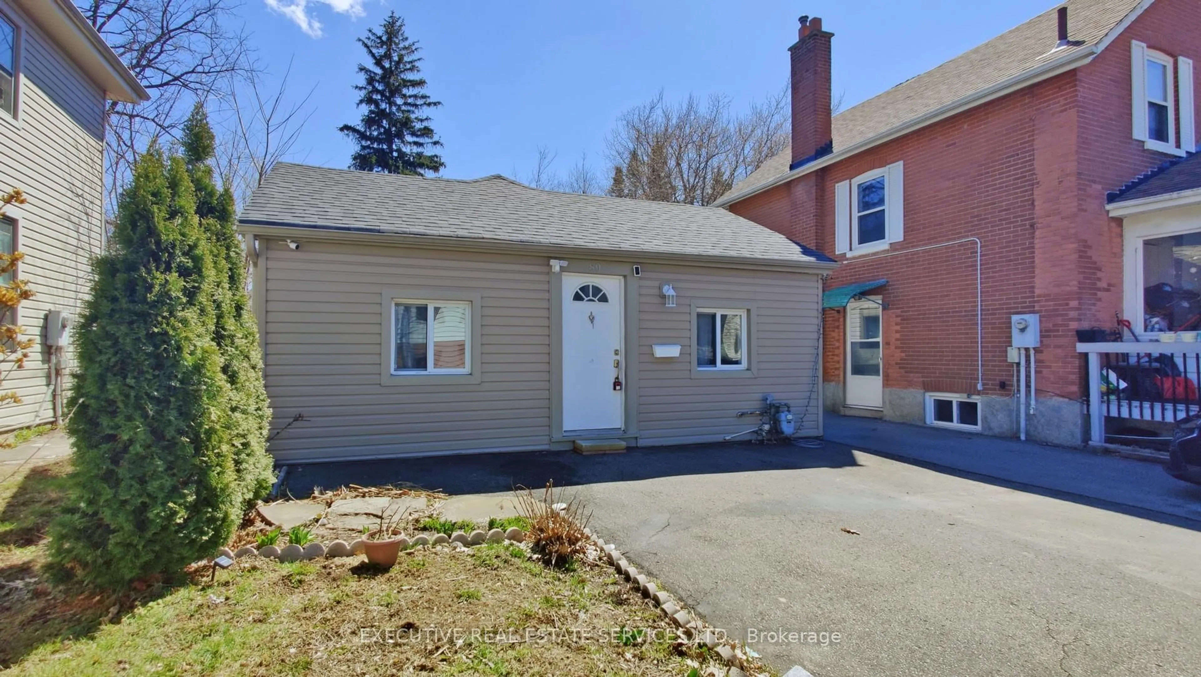 Unknown for 89 John St, Brampton Ontario L6W 1Z4